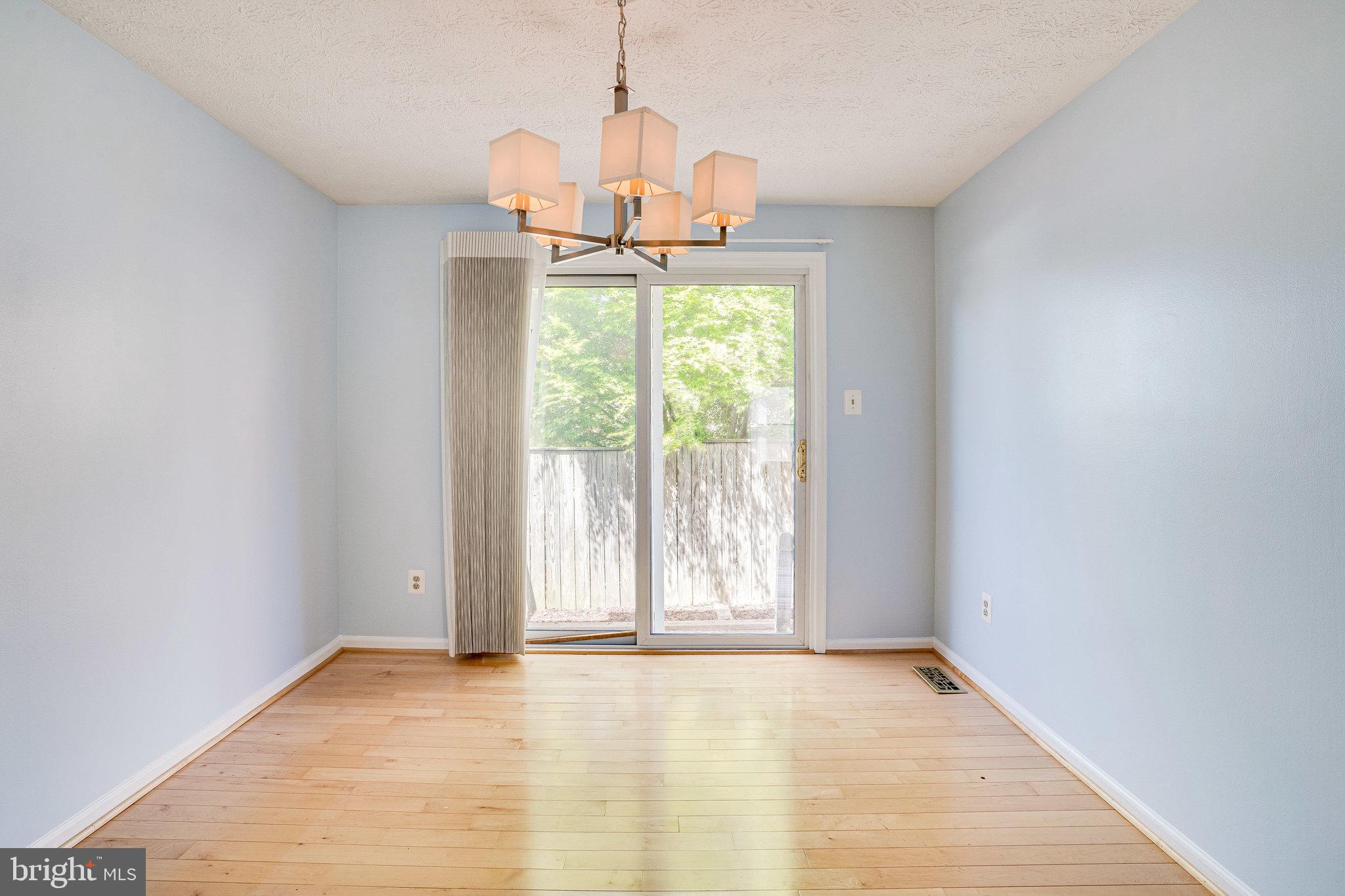 WUNDER'S CROSSROADS - Residential Lease