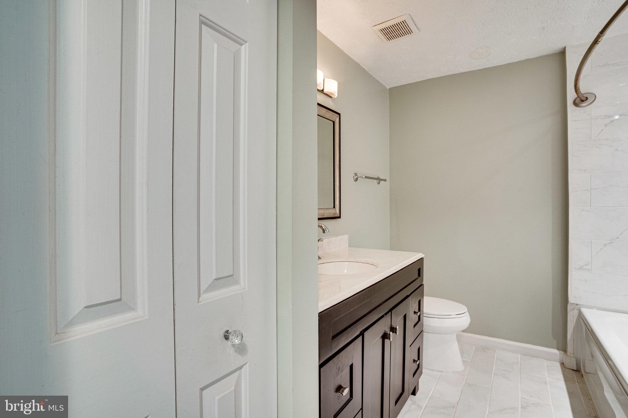 WUNDER'S CROSSROADS - Residential Lease