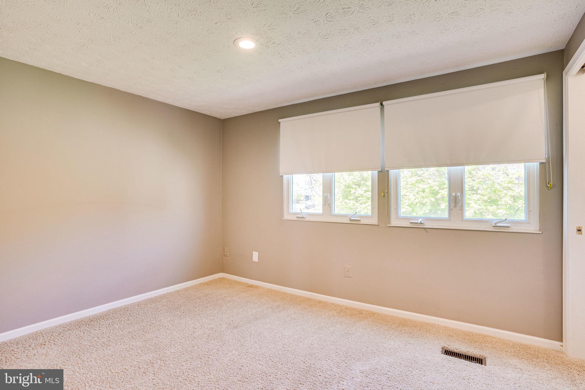 WUNDER'S CROSSROADS - Residential Lease