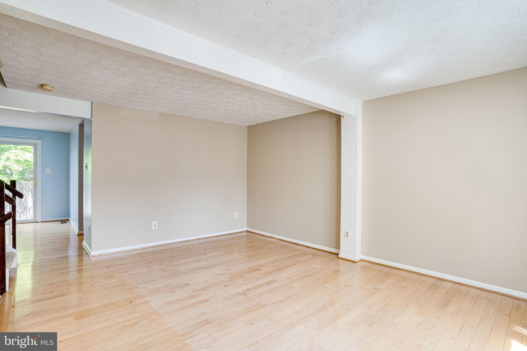 WUNDER'S CROSSROADS - Residential Lease