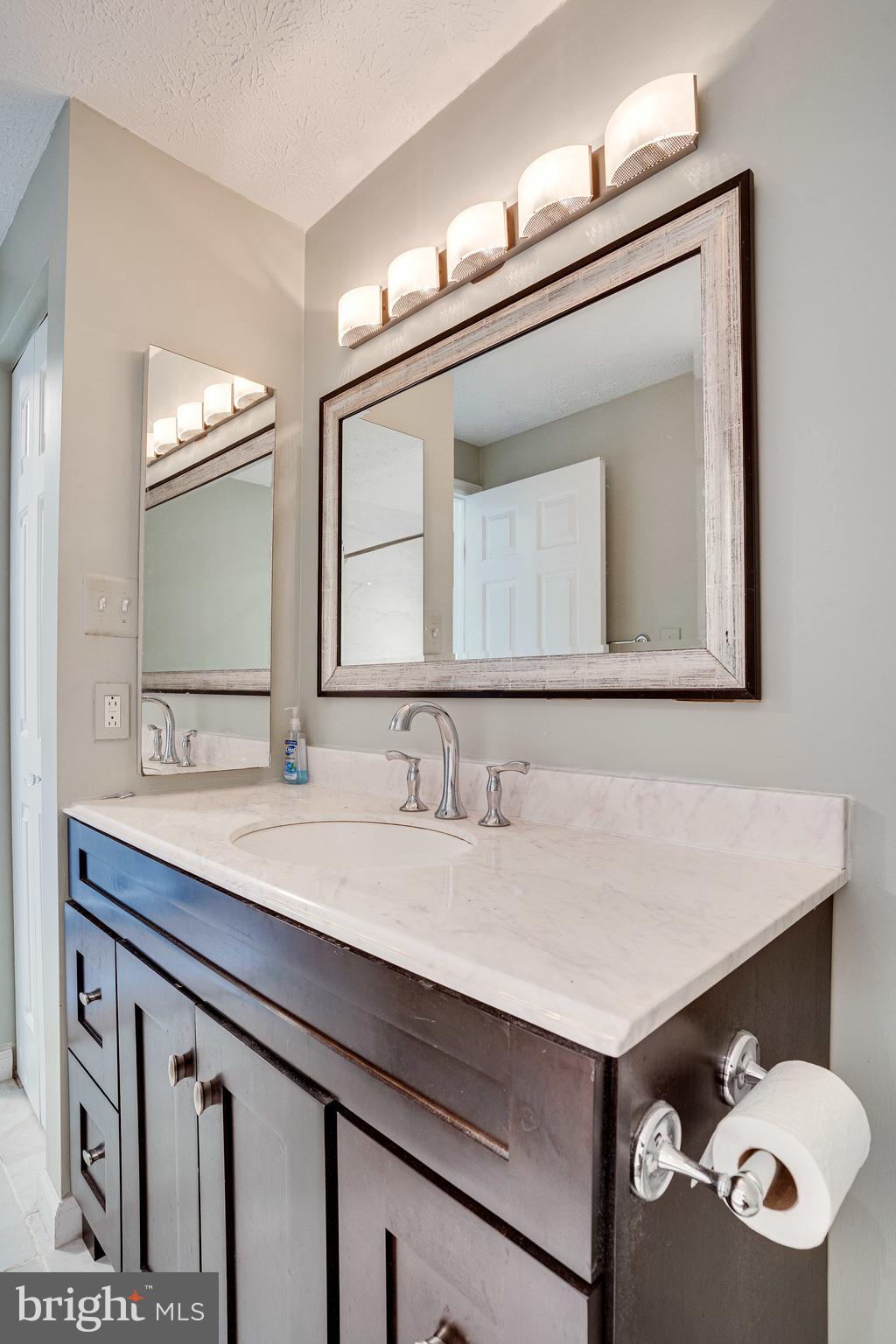 WUNDER'S CROSSROADS - Residential Lease