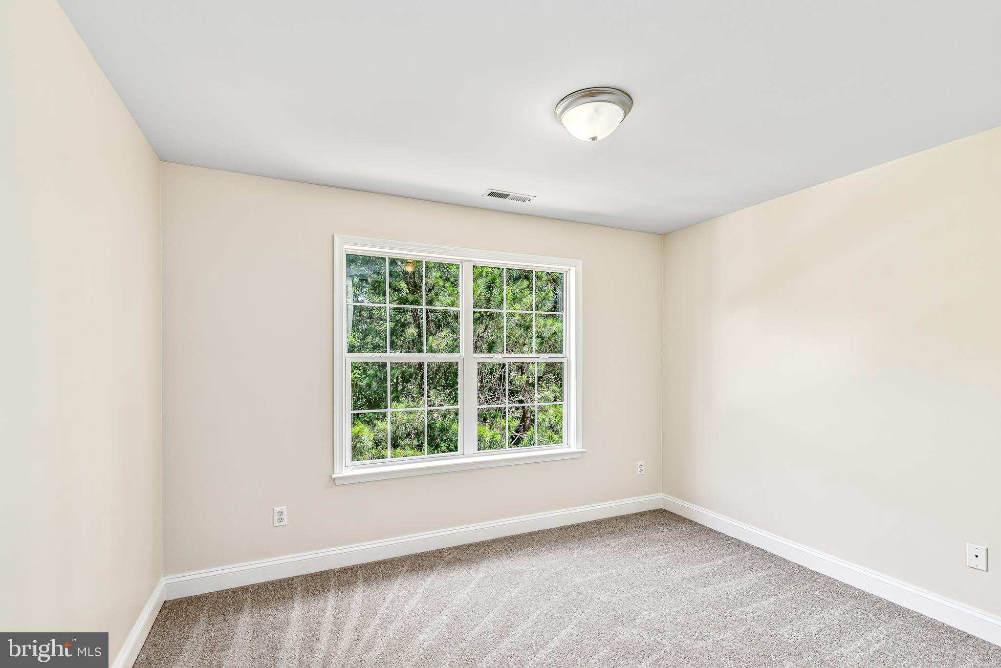 SCHOOLHOUSE COMMONS - Residential