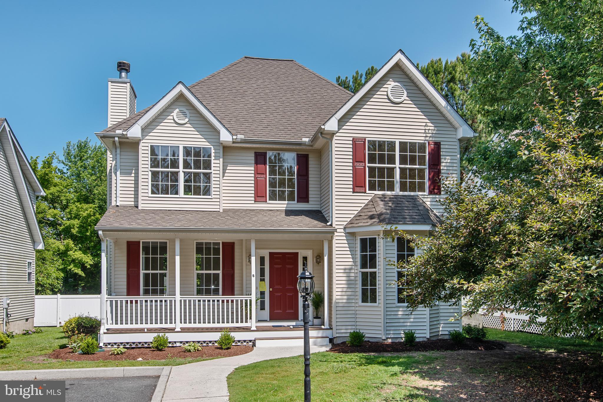 SCHOOLHOUSE COMMONS - Residential