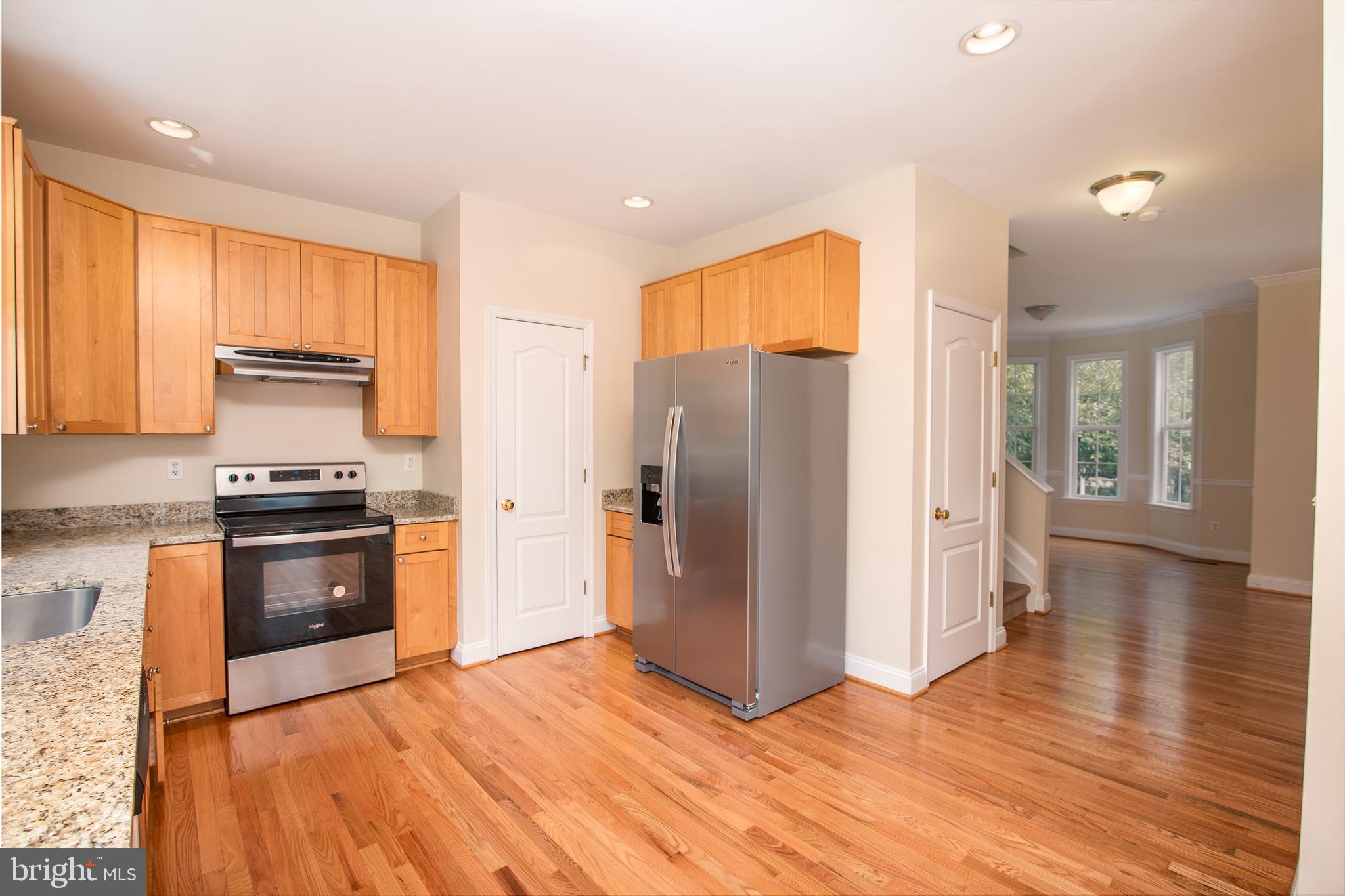 SCHOOLHOUSE COMMONS - Residential