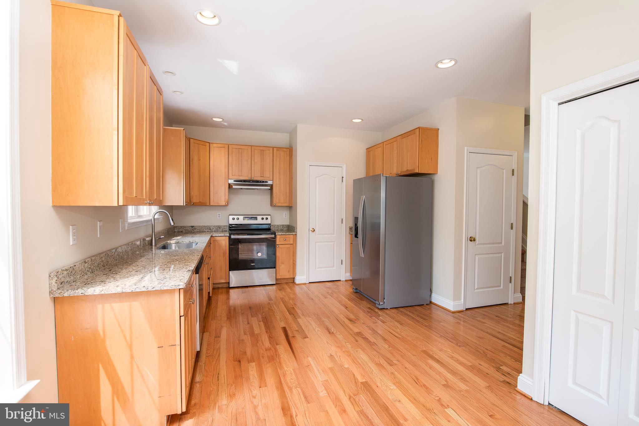 SCHOOLHOUSE COMMONS - Residential