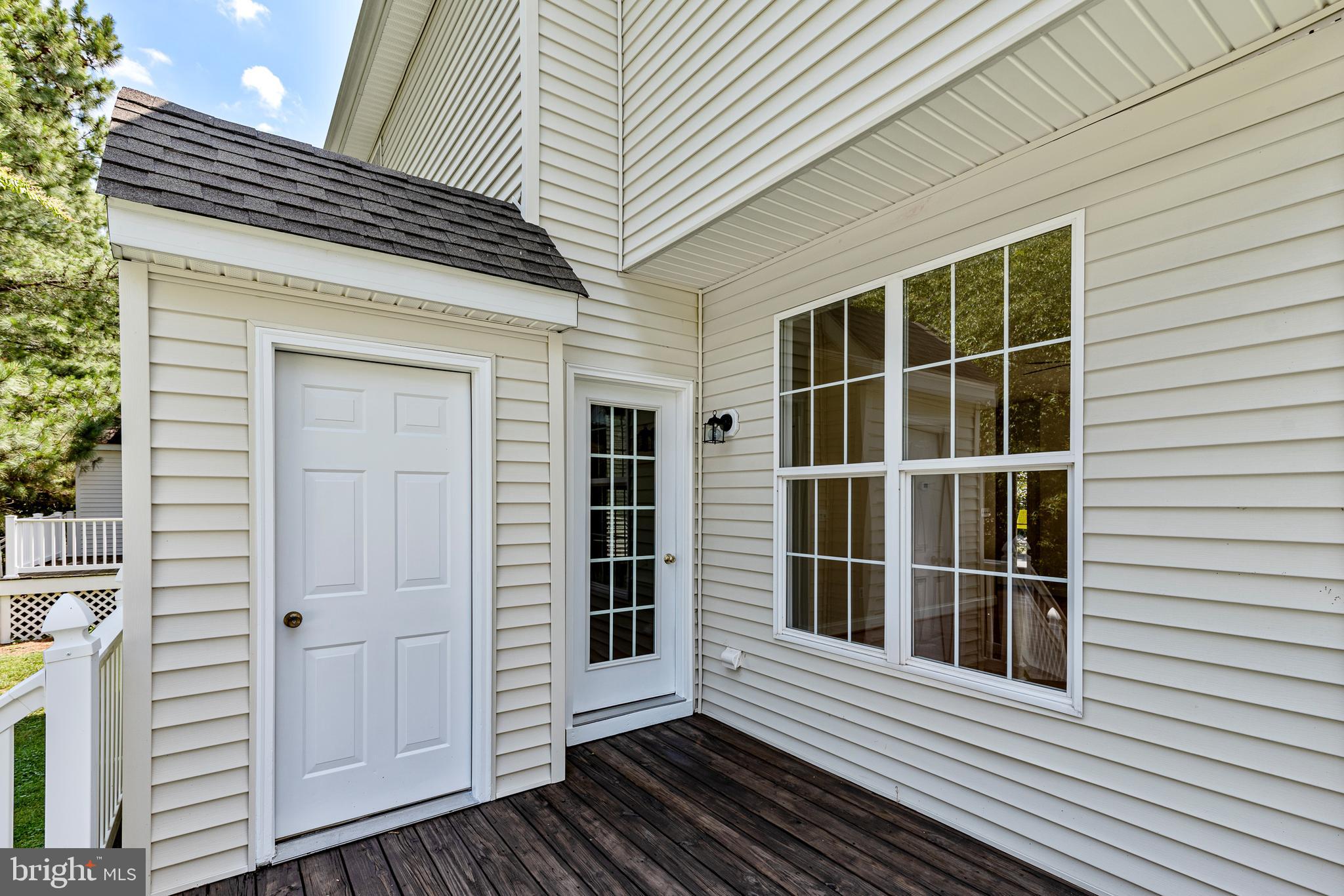 SCHOOLHOUSE COMMONS - Residential