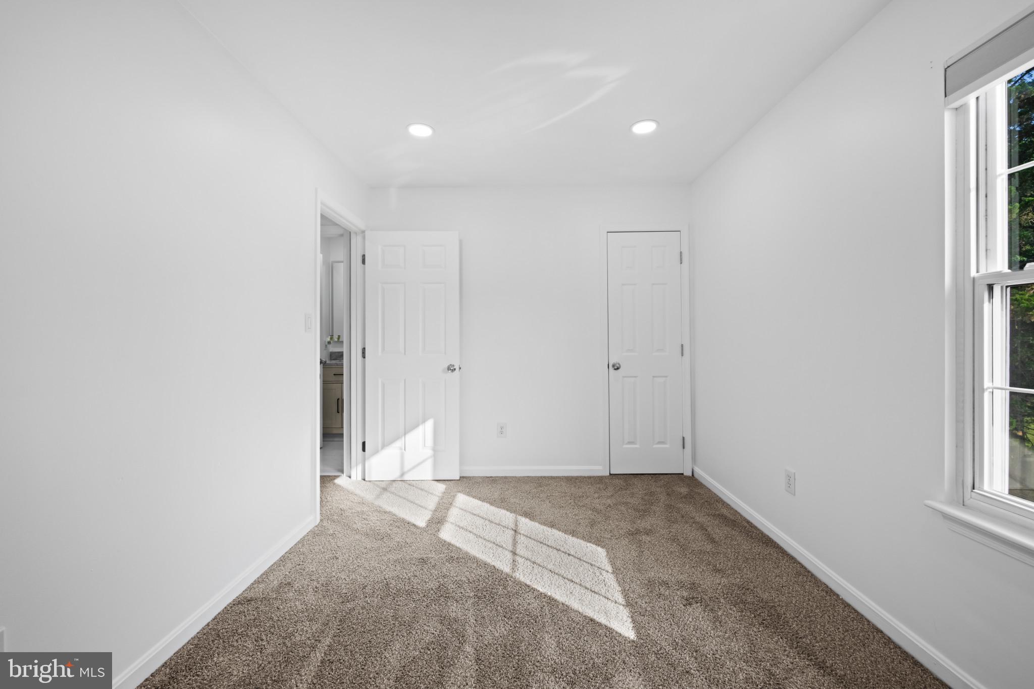 BERRYMANS HOLLOW - Residential