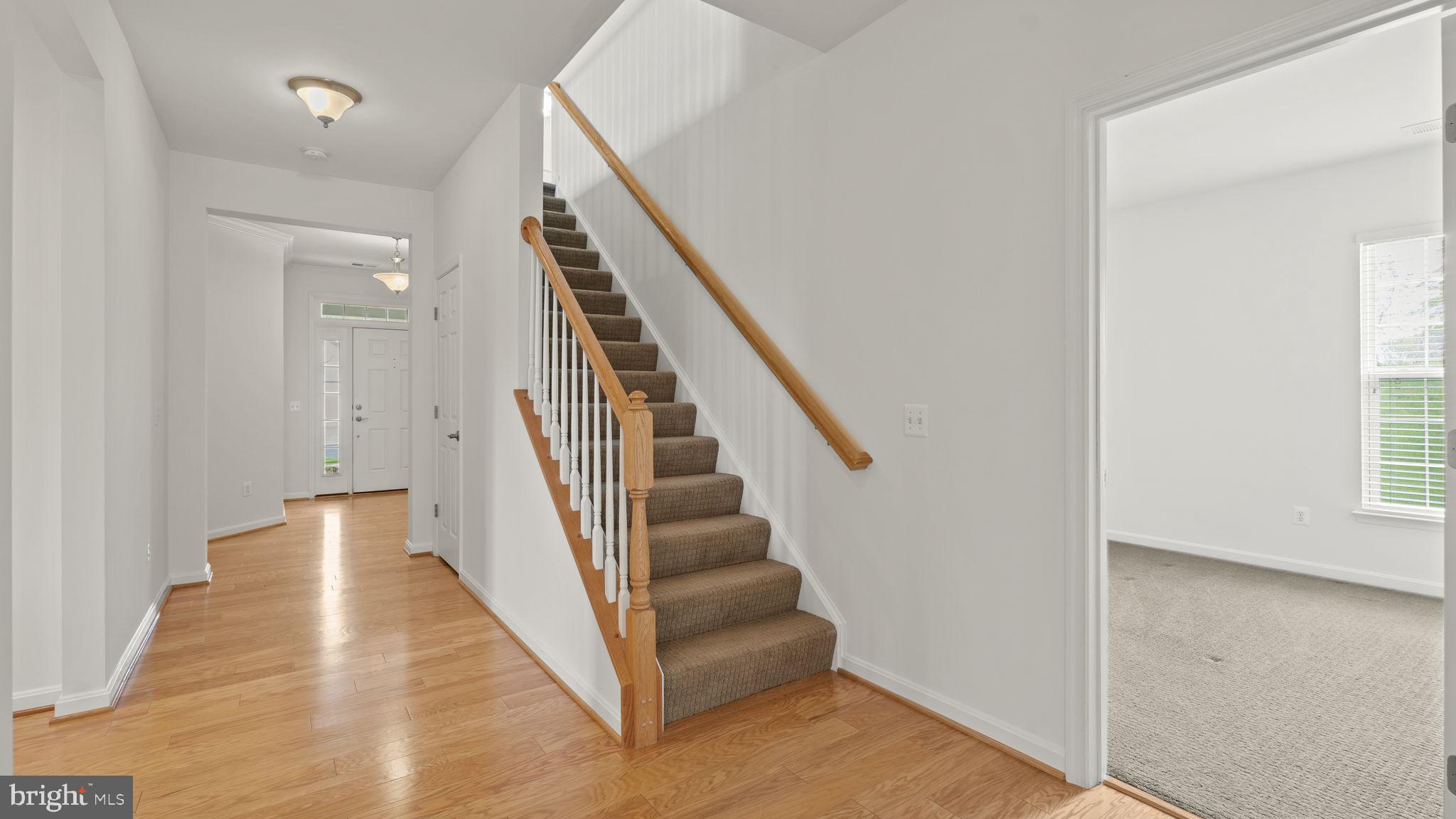 FOUR SEASONS AT HISTORIC VA - Residential Lease