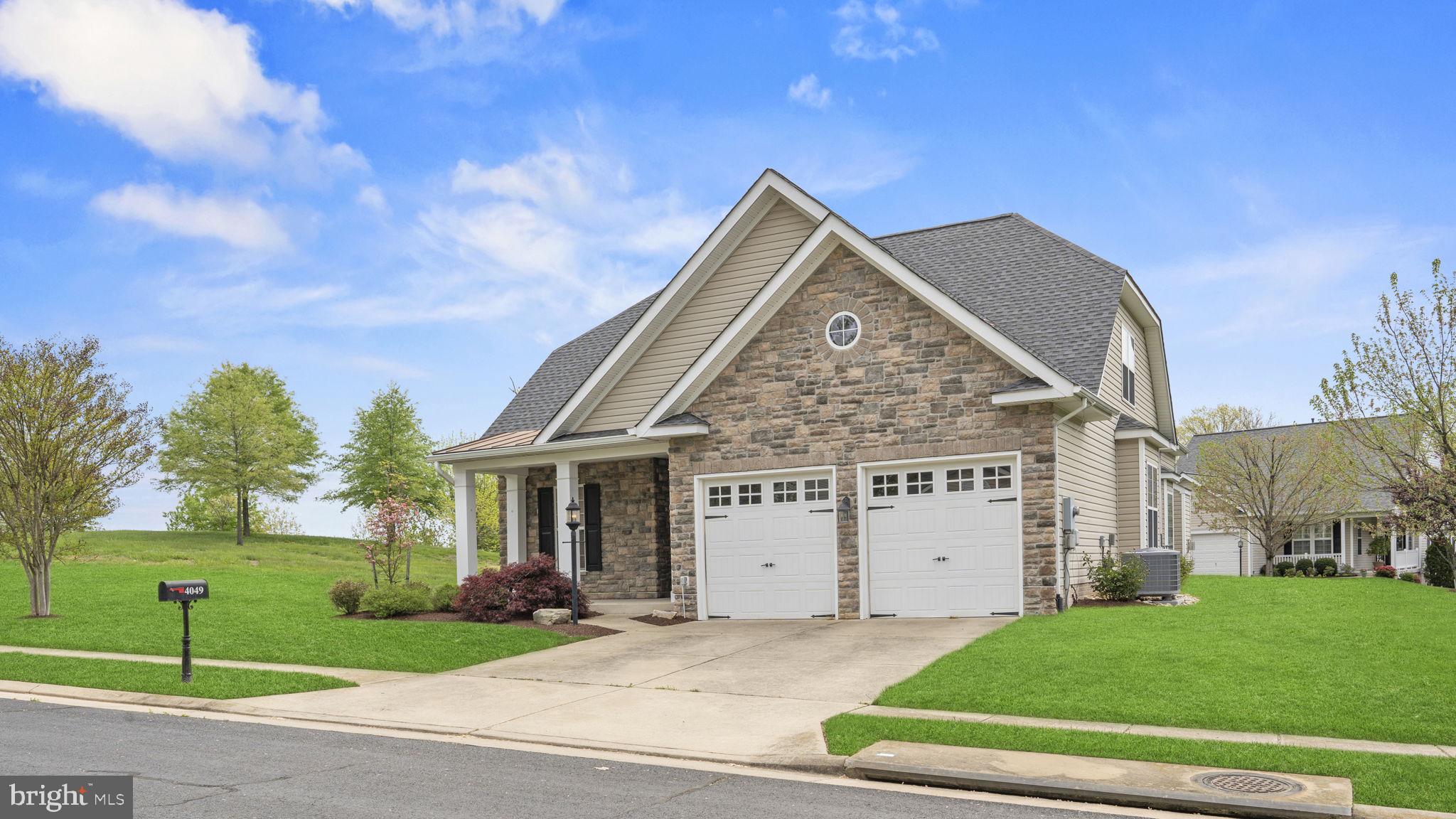 FOUR SEASONS AT HISTORIC VA - Residential Lease