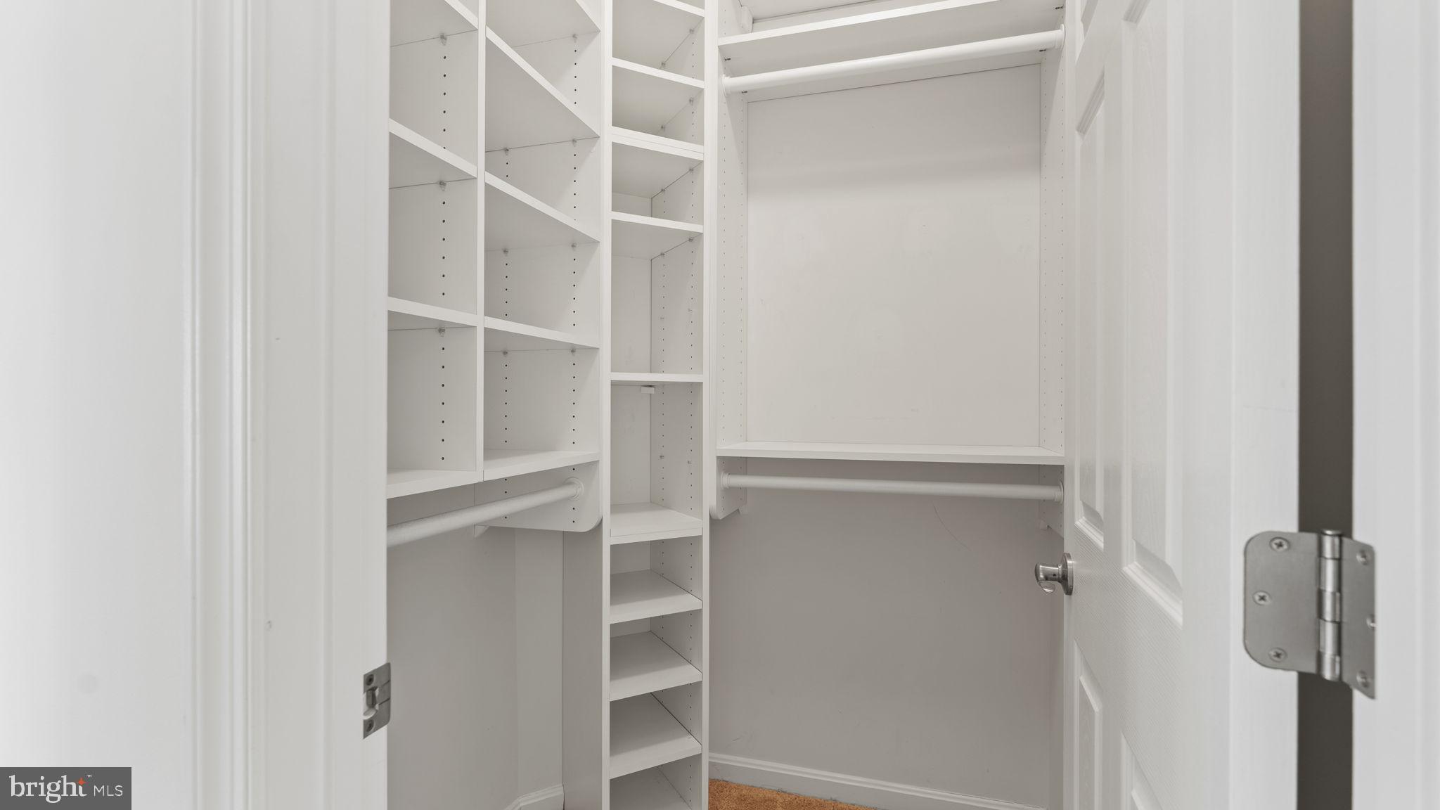 FOUR SEASONS AT HISTORIC VA - Residential Lease