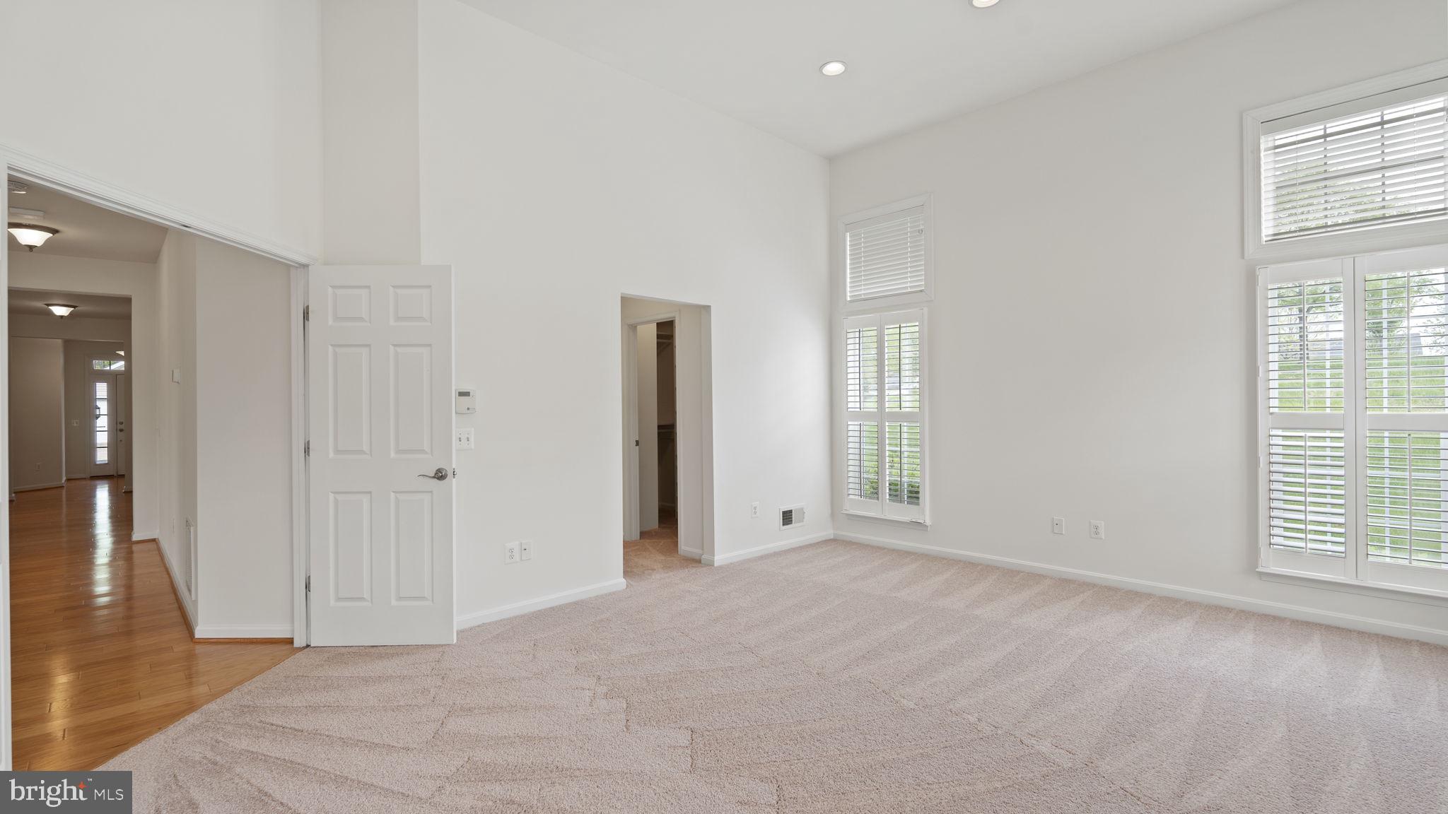 FOUR SEASONS AT HISTORIC VA - Residential Lease