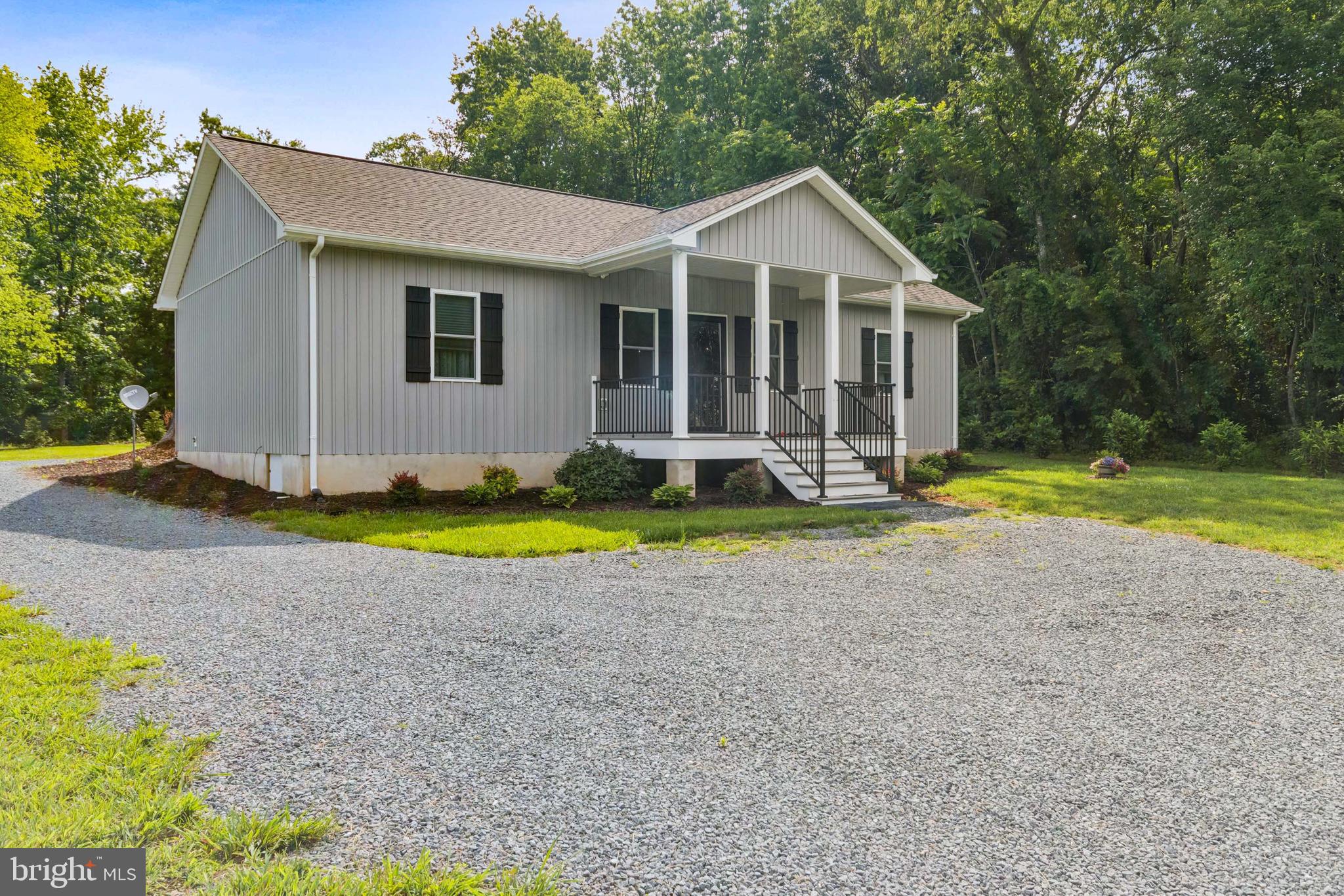 1225 JEFFERSON HIGHWAY