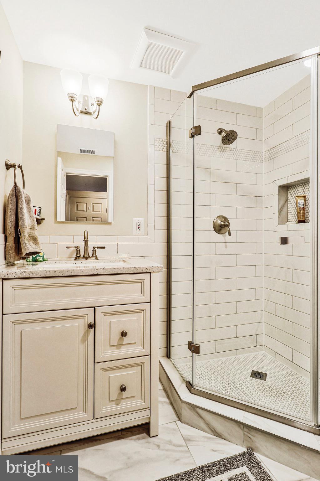 KINGS PARK WEST - Residential