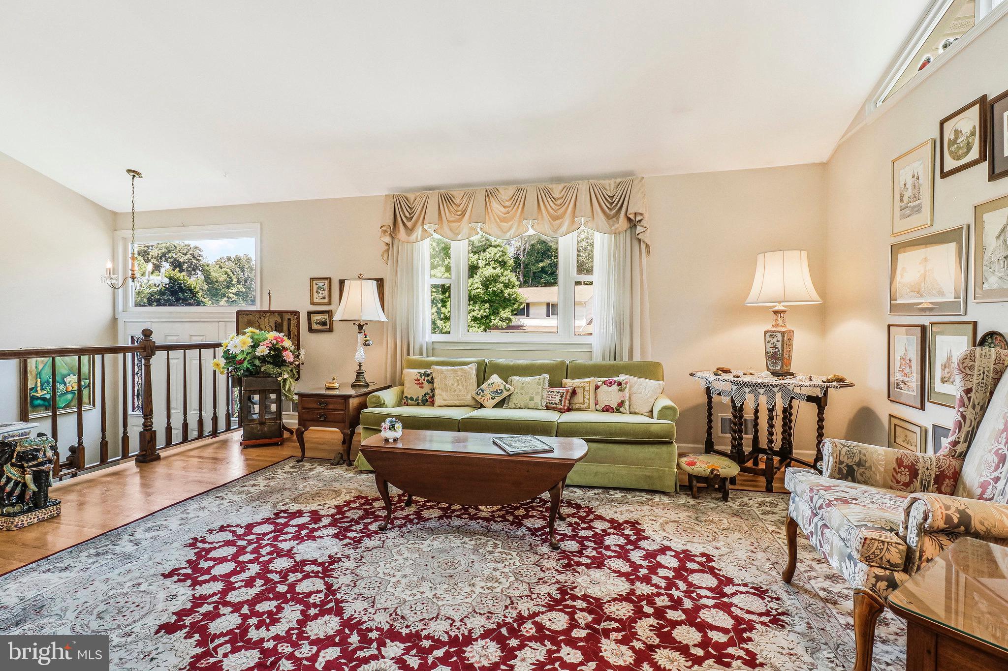 KINGS PARK WEST - Residential