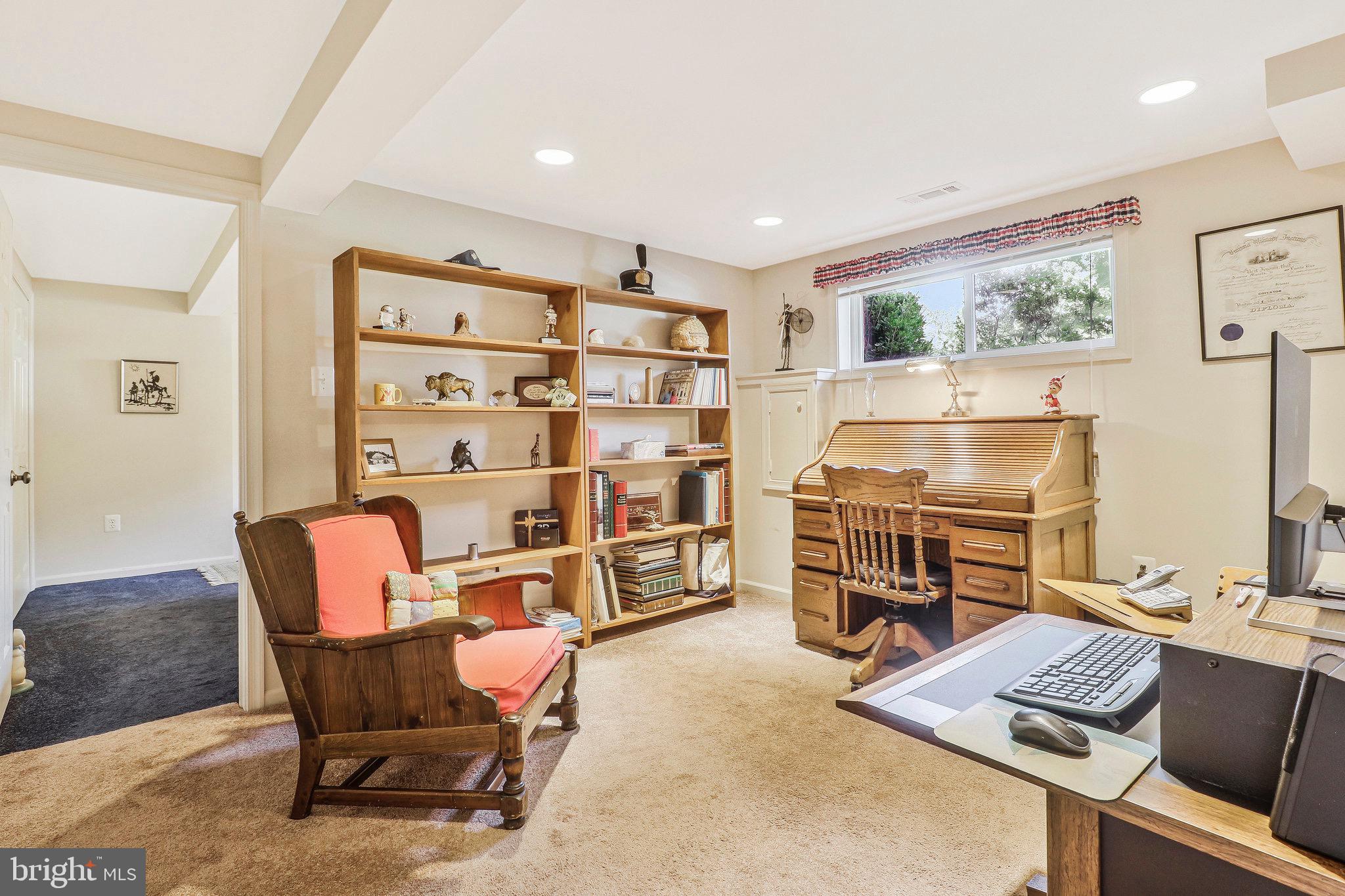 KINGS PARK WEST - Residential