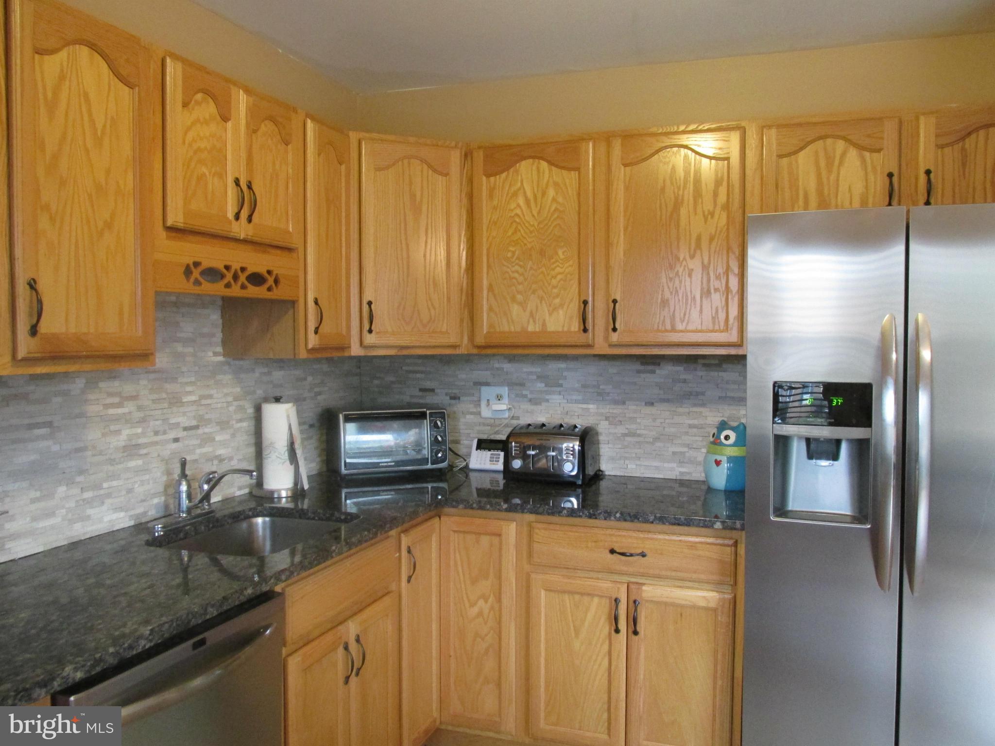 ELIZABETHS LANDING - Residential