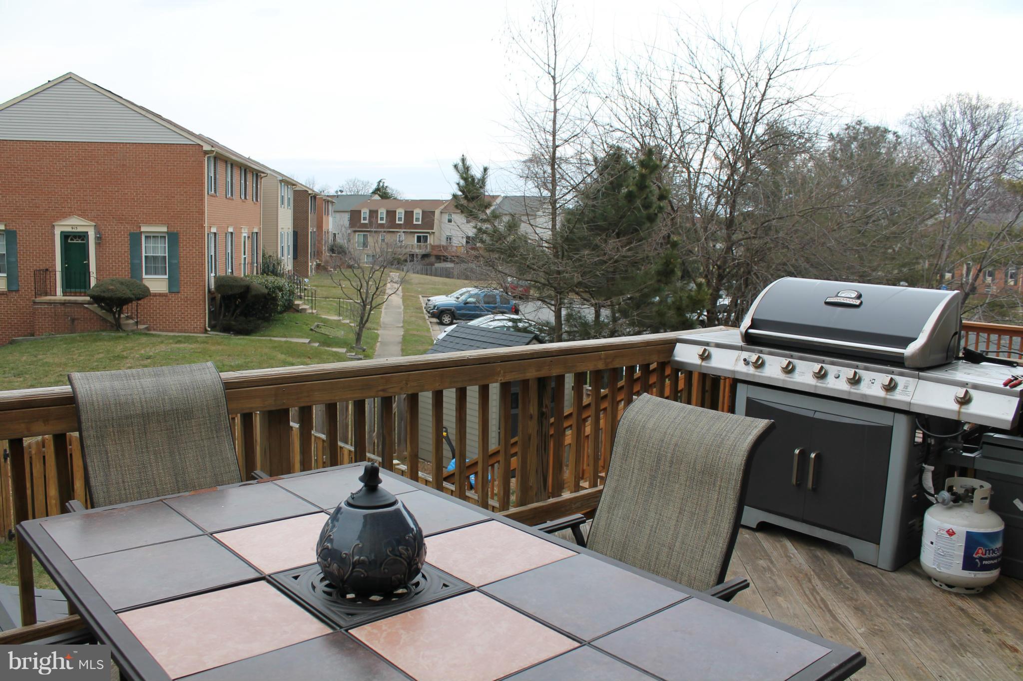 ELIZABETHS LANDING - Residential