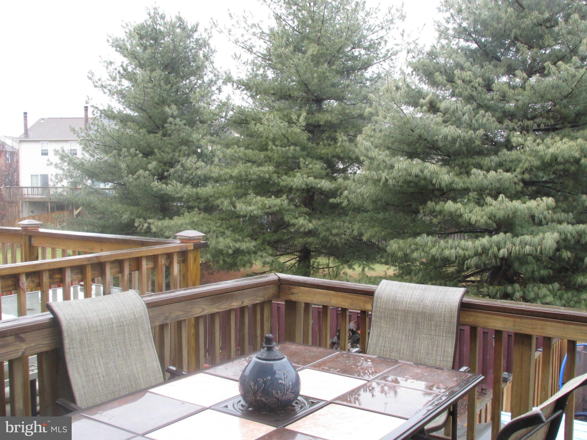 ELIZABETHS LANDING - Residential