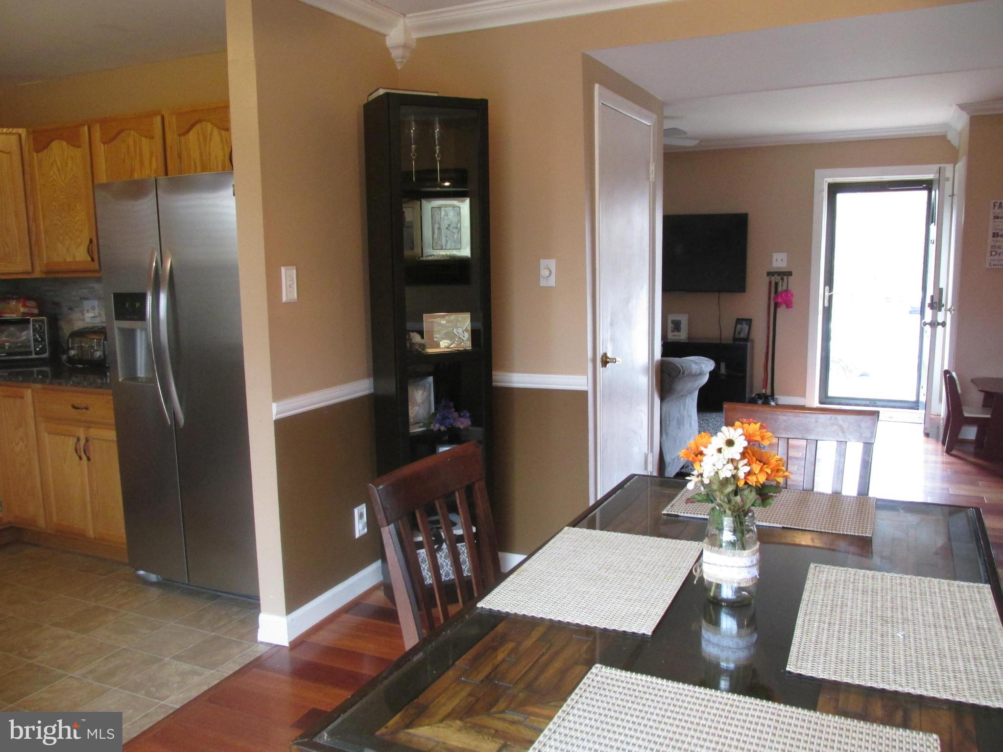 ELIZABETHS LANDING - Residential