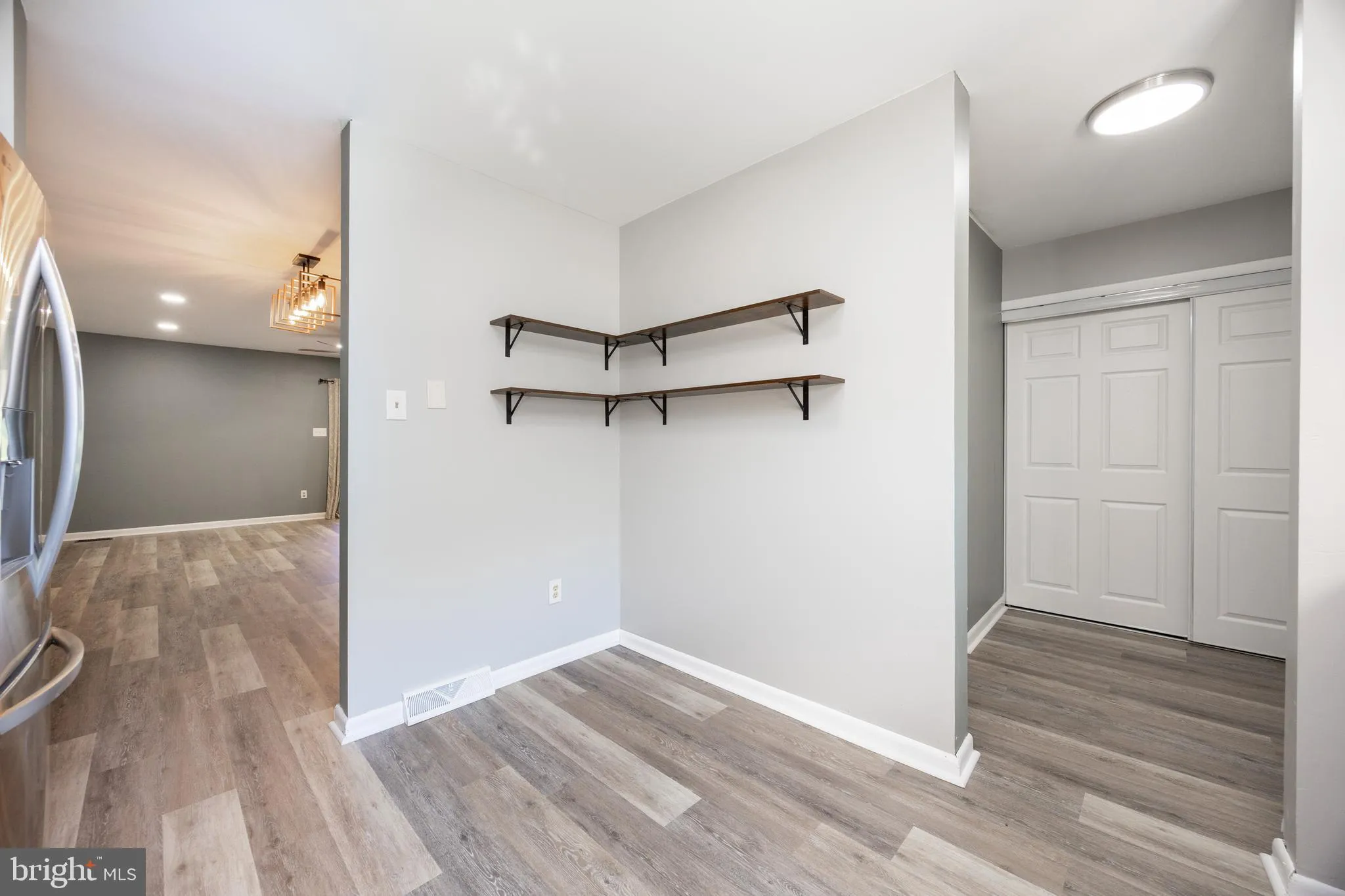 Collegeville, Pennsylvania 19426, United States, 3 Bedrooms Bedrooms, ,2 BathroomsBathrooms,Residential,Active,223590