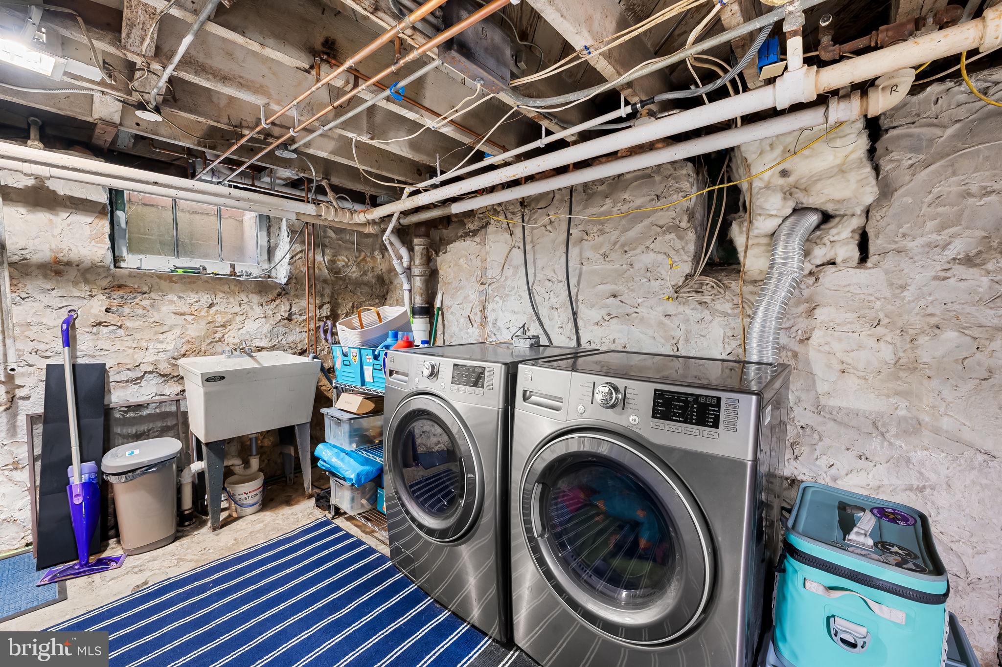 GREATER HOMELAND HISTORIC DISTRICT - Residential