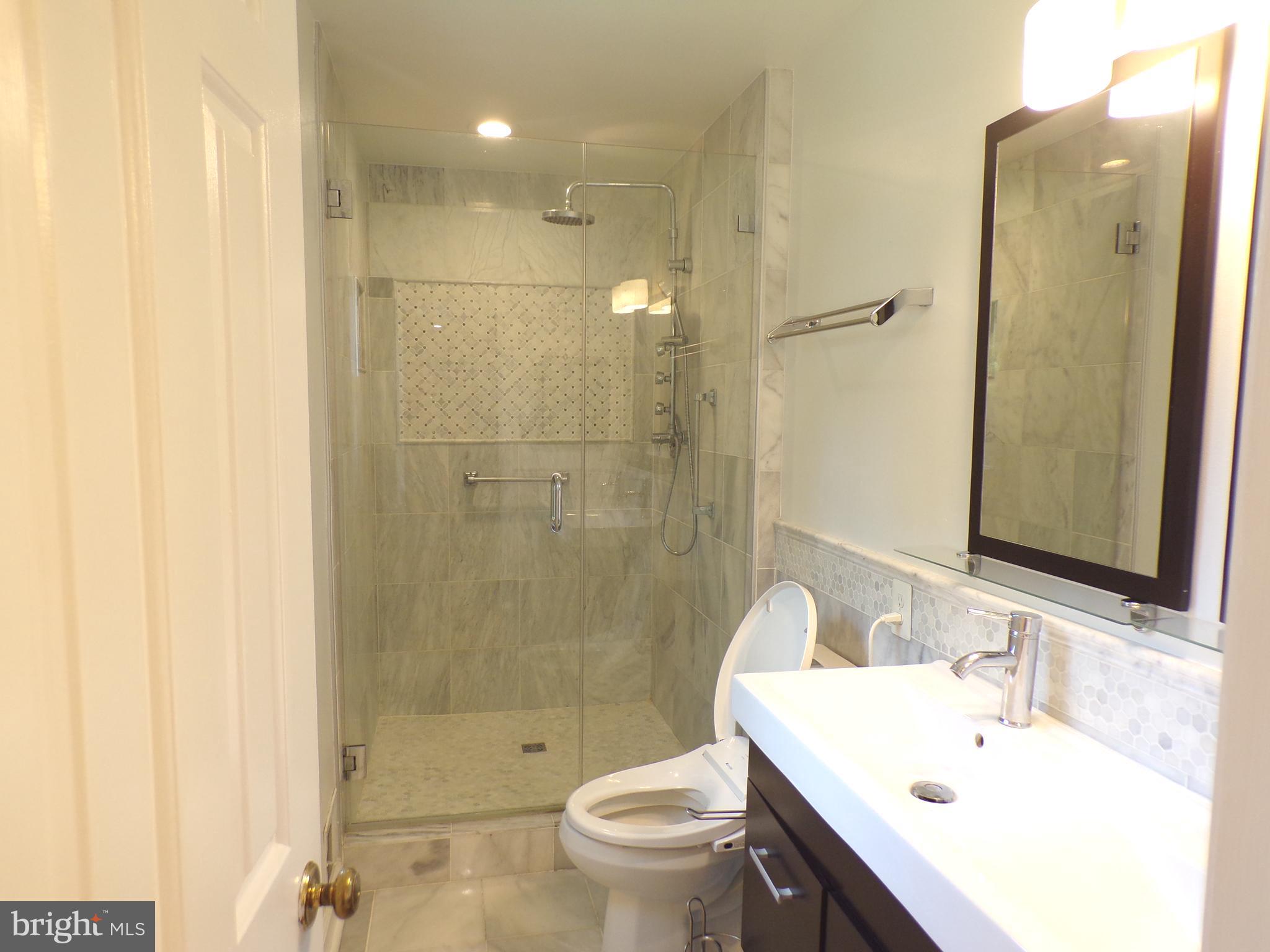 PARKSIDE AT ALEXANDRIA - Residential Lease