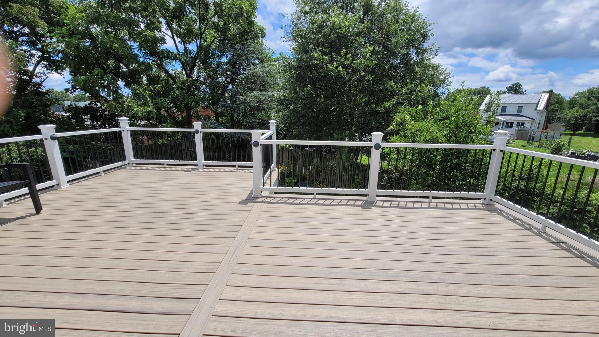 PARKSIDE AT ALEXANDRIA - Residential Lease