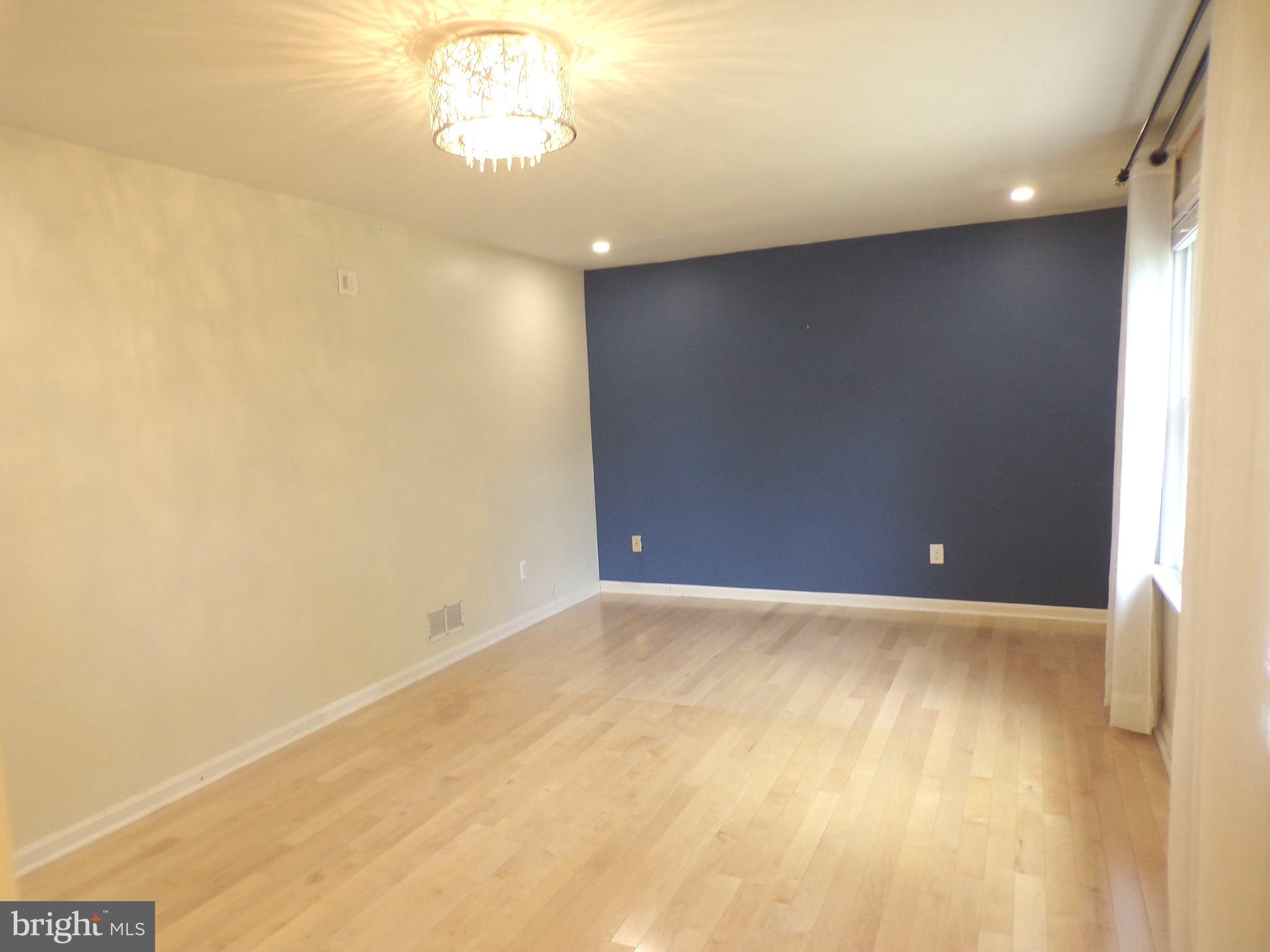 PARKSIDE AT ALEXANDRIA - Residential Lease