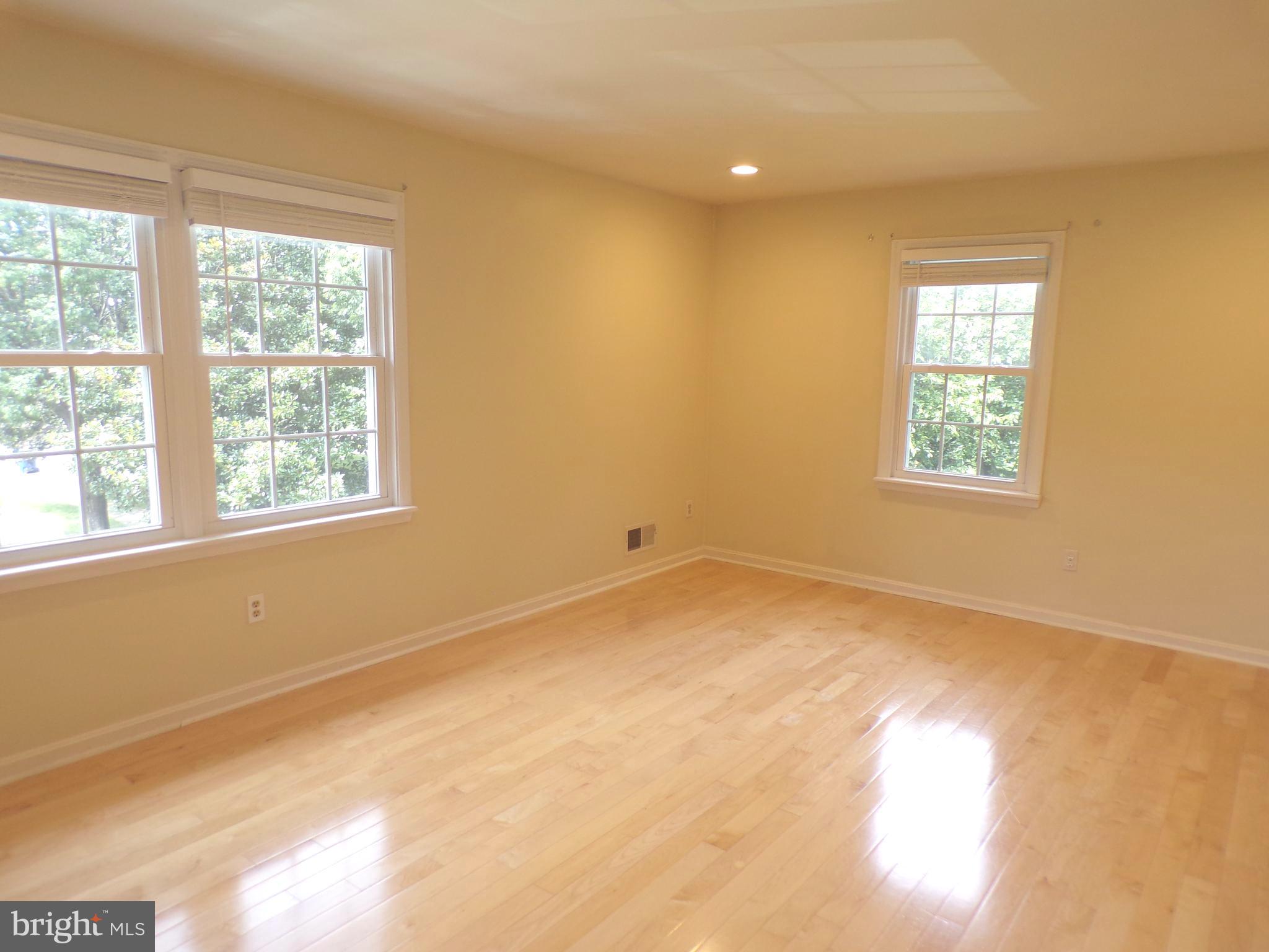 PARKSIDE AT ALEXANDRIA - Residential Lease