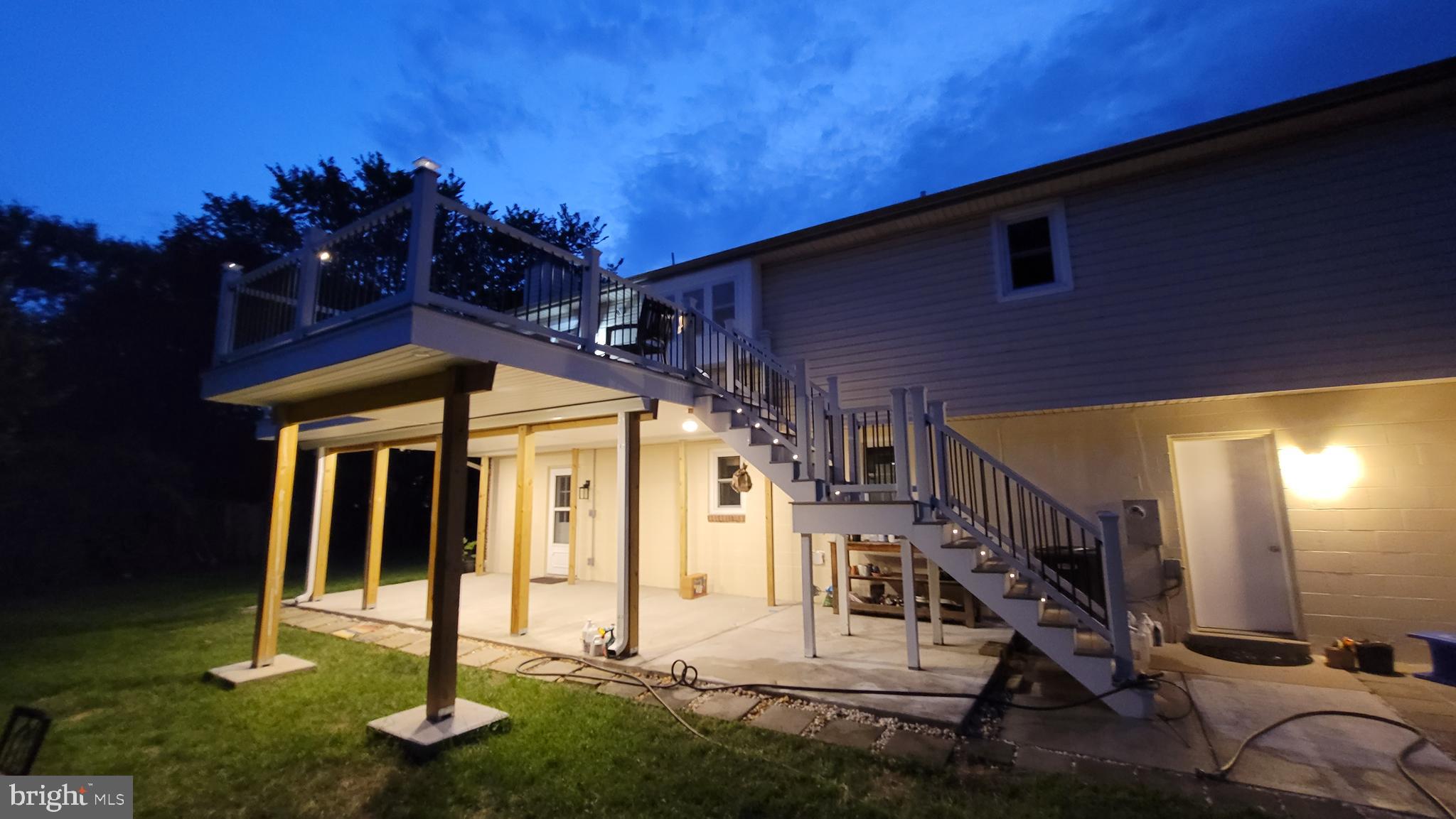 PARKSIDE AT ALEXANDRIA - Residential Lease