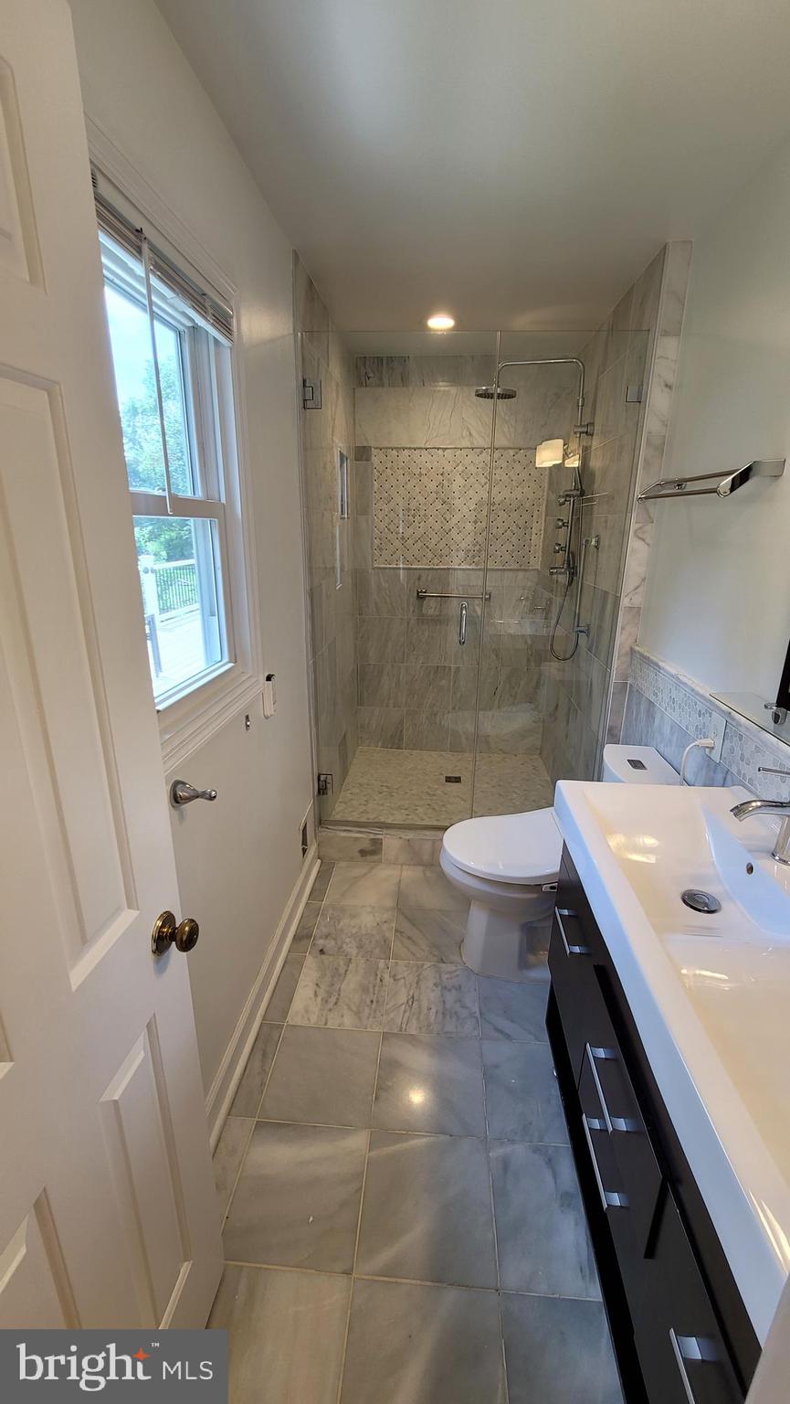 PARKSIDE AT ALEXANDRIA - Residential Lease