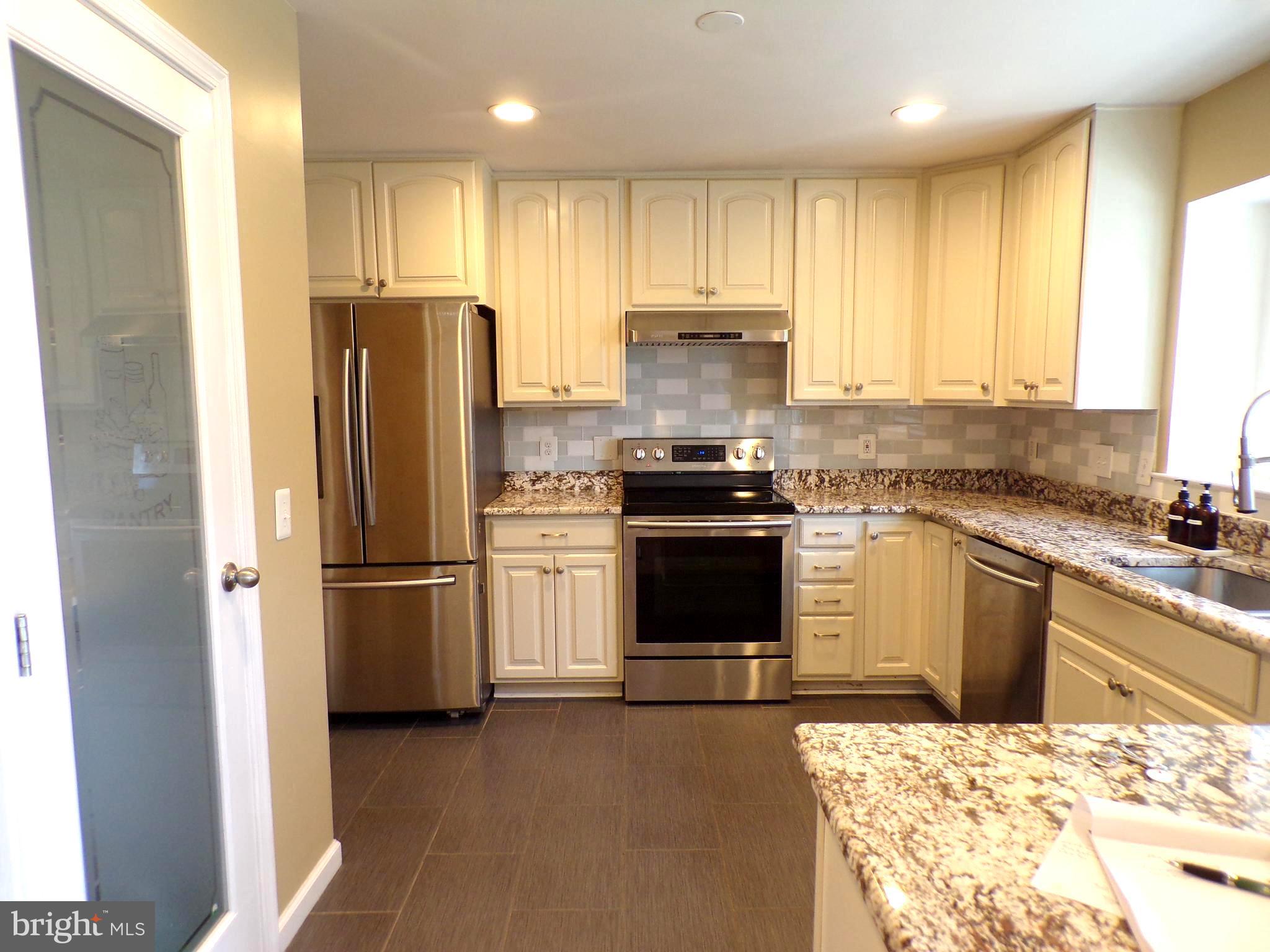 PARKSIDE AT ALEXANDRIA - Residential Lease