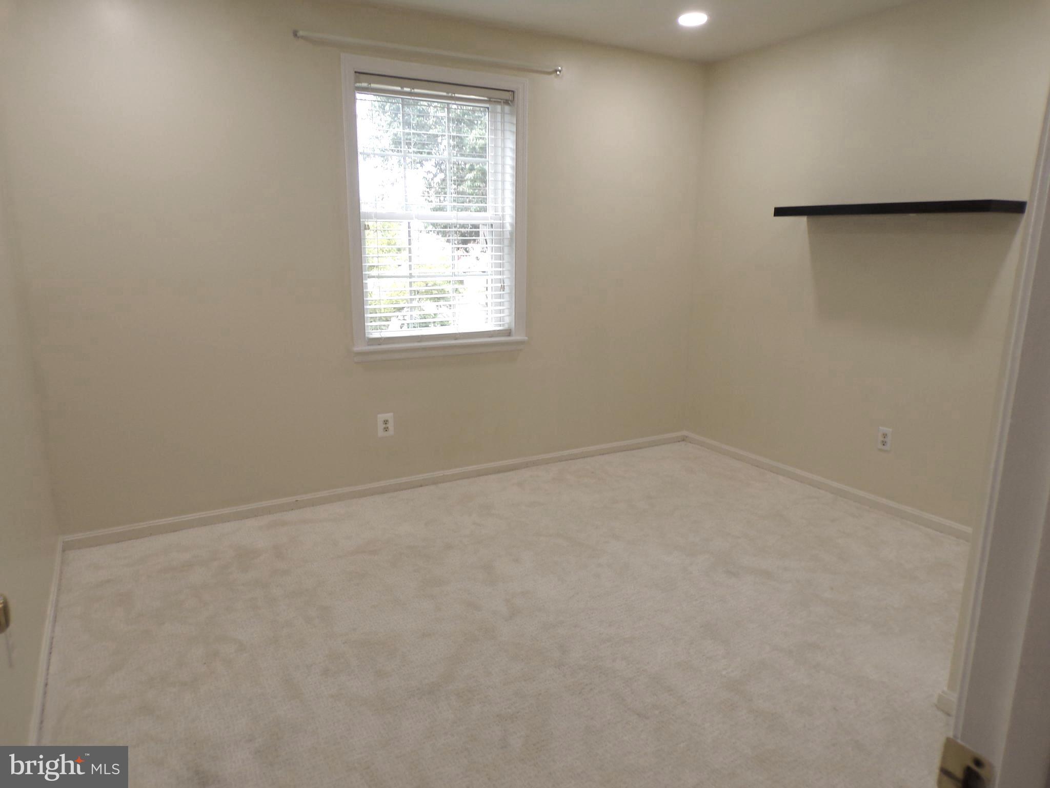 PARKSIDE AT ALEXANDRIA - Residential Lease