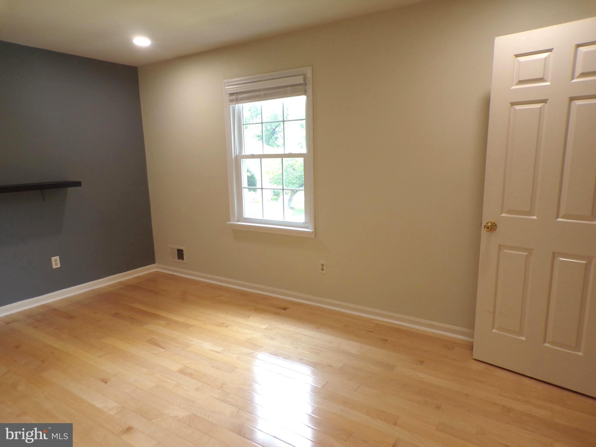 PARKSIDE AT ALEXANDRIA - Residential Lease