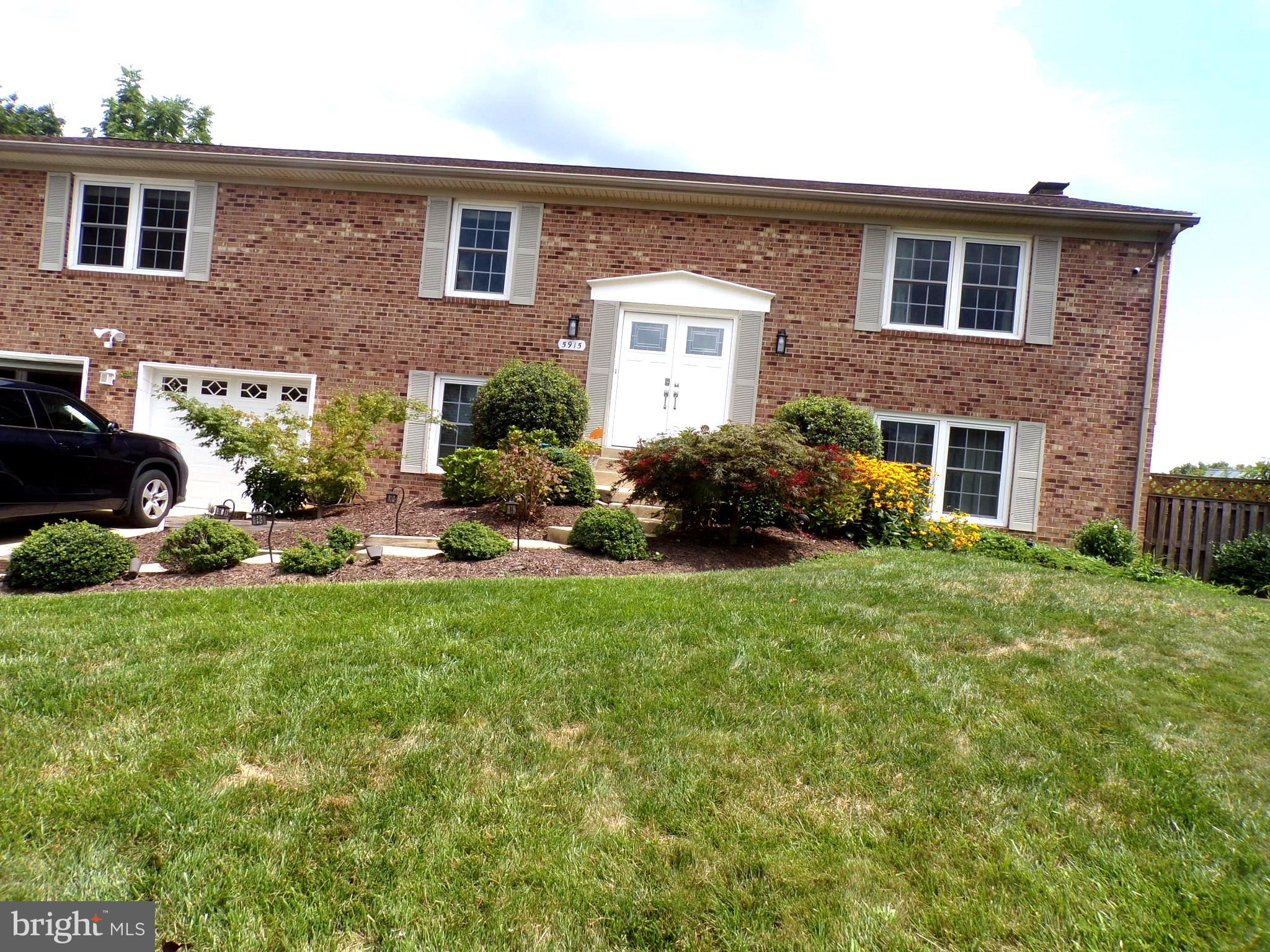 PARKSIDE AT ALEXANDRIA - Residential Lease