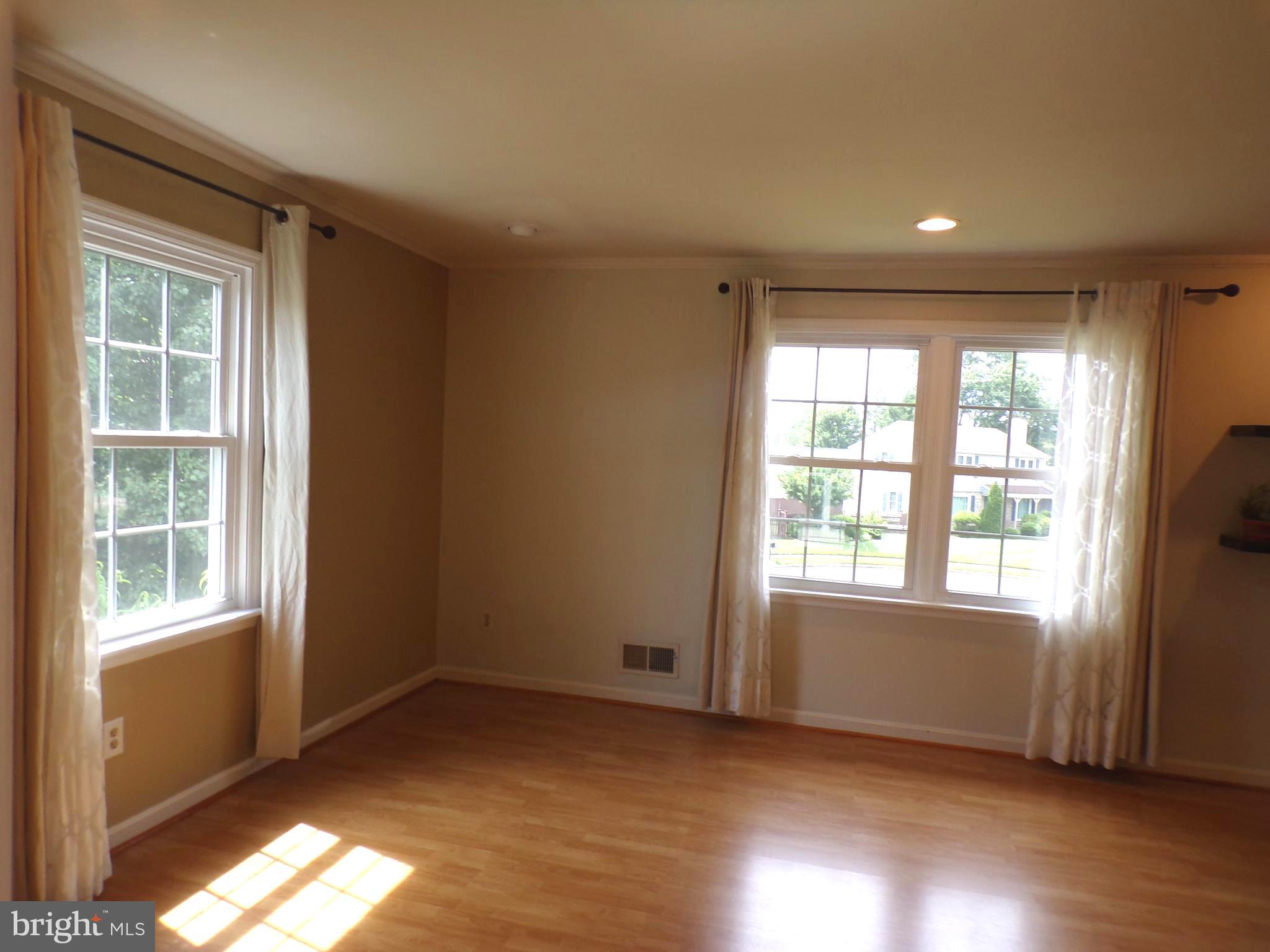 PARKSIDE AT ALEXANDRIA - Residential Lease