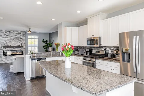 1106 Oakwood Street, Fredericksburg, VA 22401 - MLS#: VAFB2007950