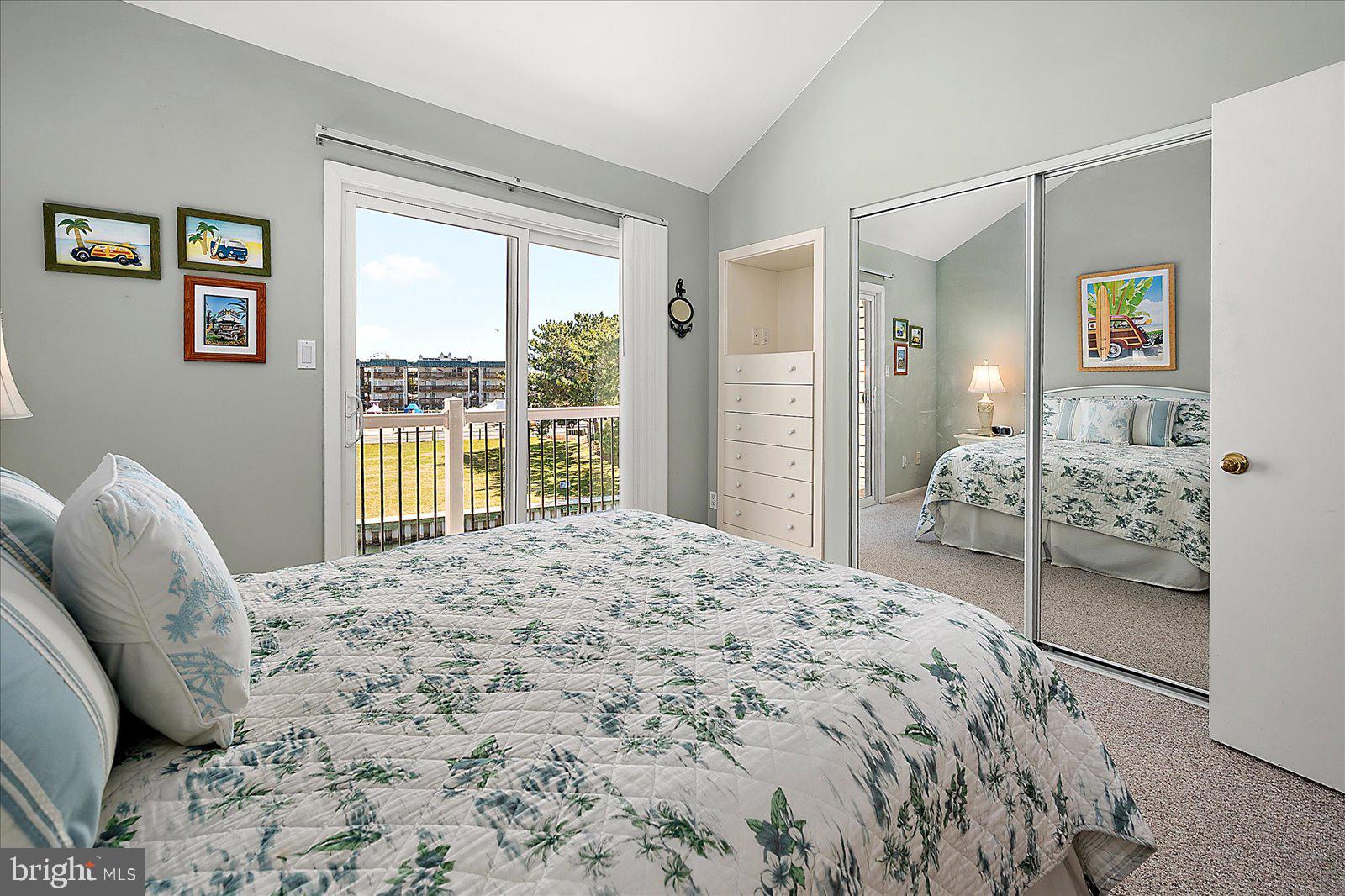 BAYSHORE ESTATES - Residential