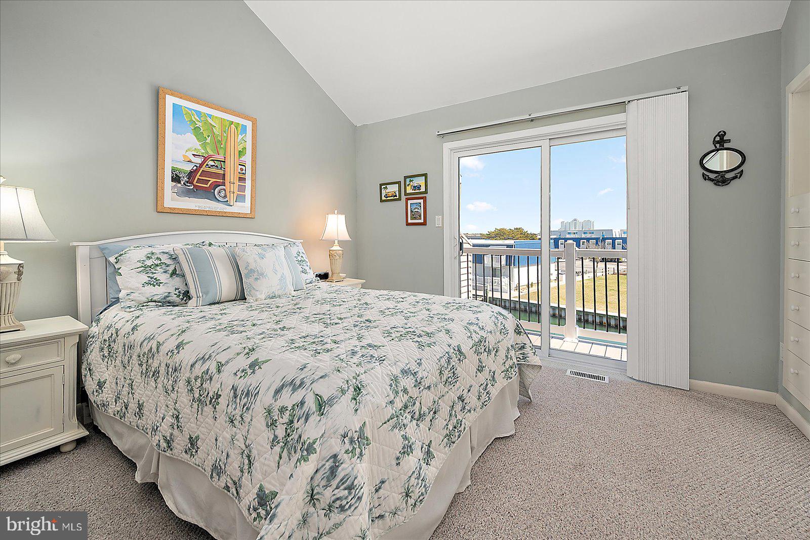 BAYSHORE ESTATES - Residential