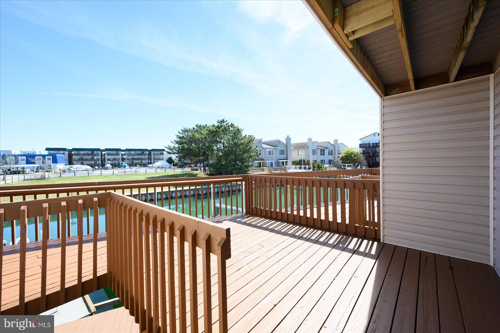 BAYSHORE ESTATES - Residential