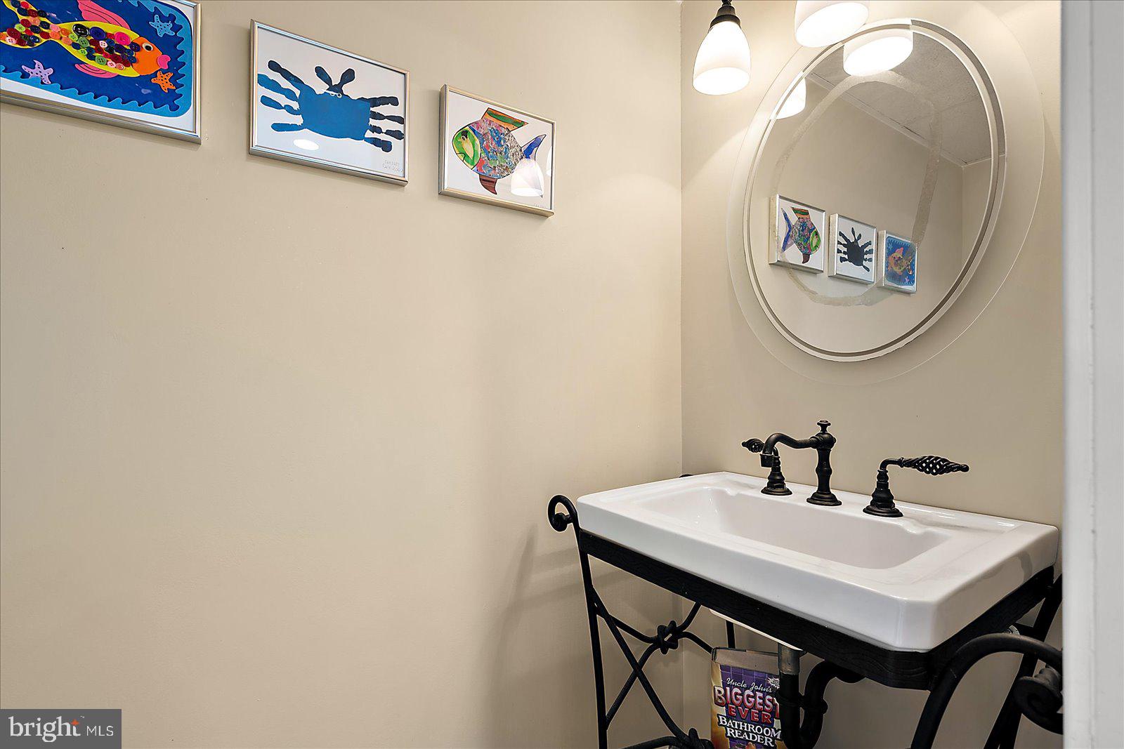 BAYSHORE ESTATES - Residential