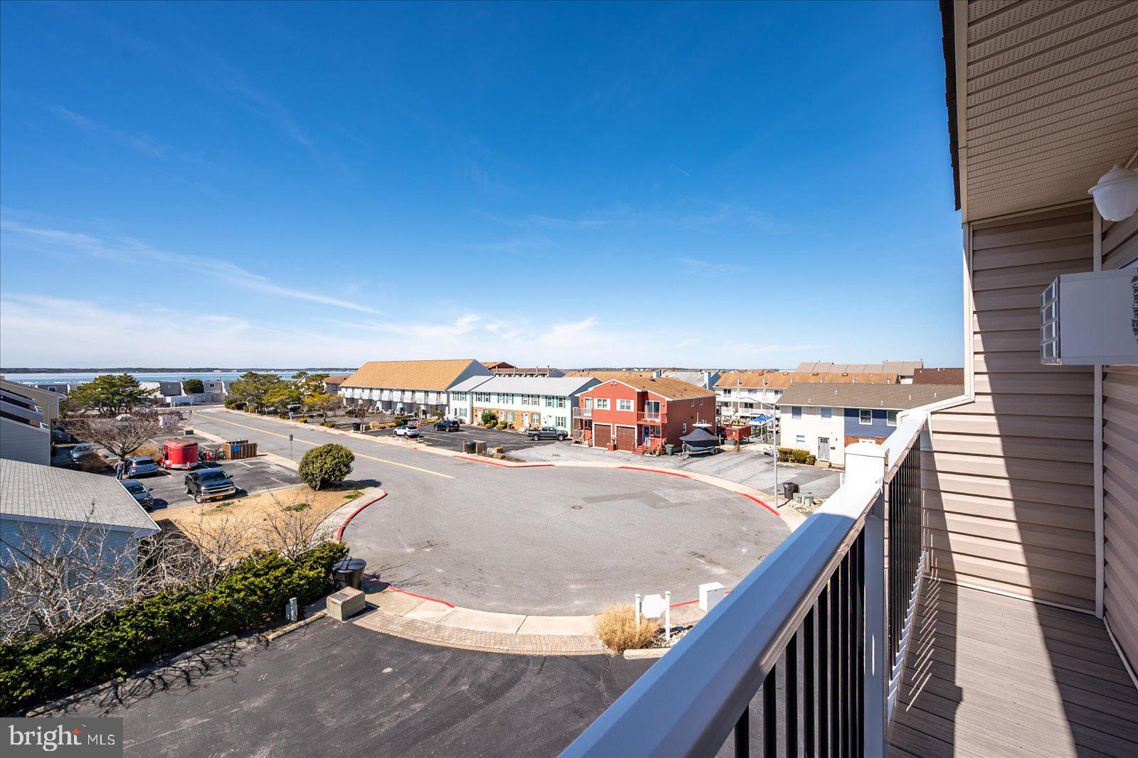 BAYSHORE ESTATES - Residential