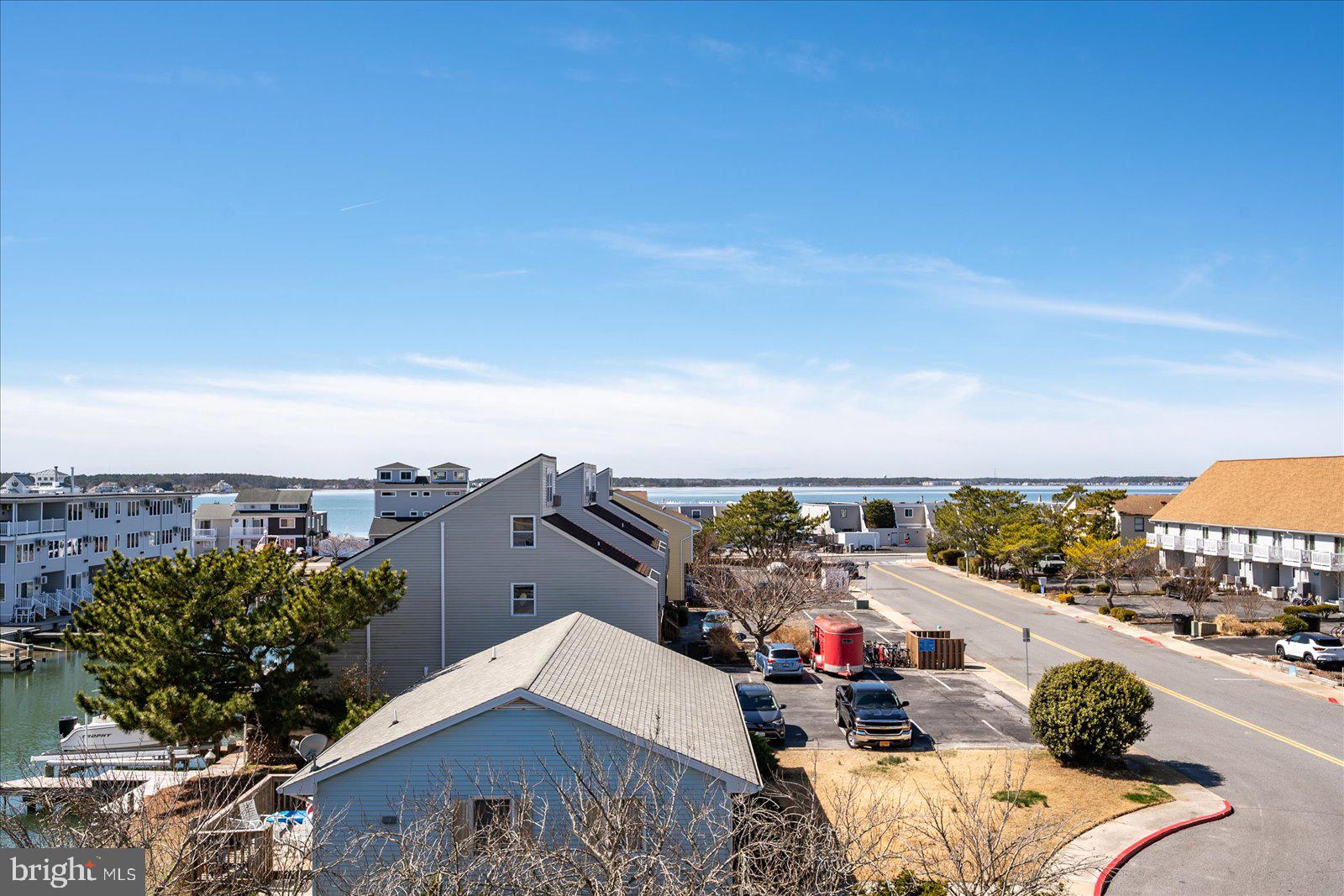 BAYSHORE ESTATES - Residential