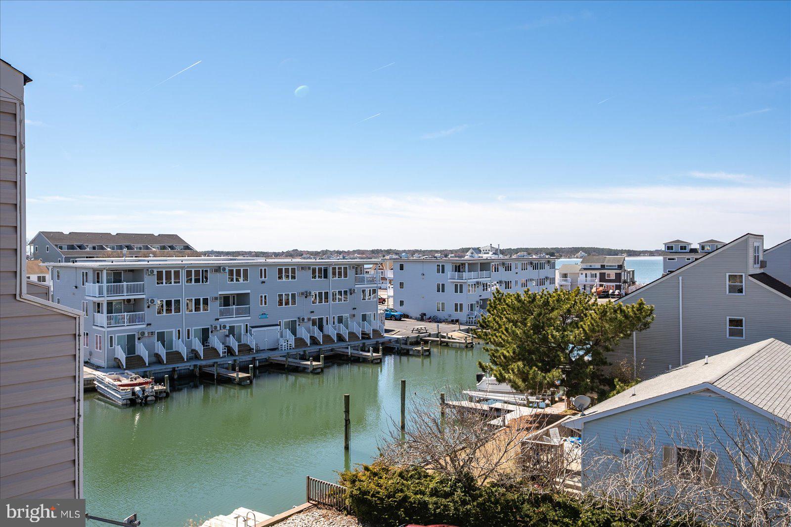 BAYSHORE ESTATES - Residential