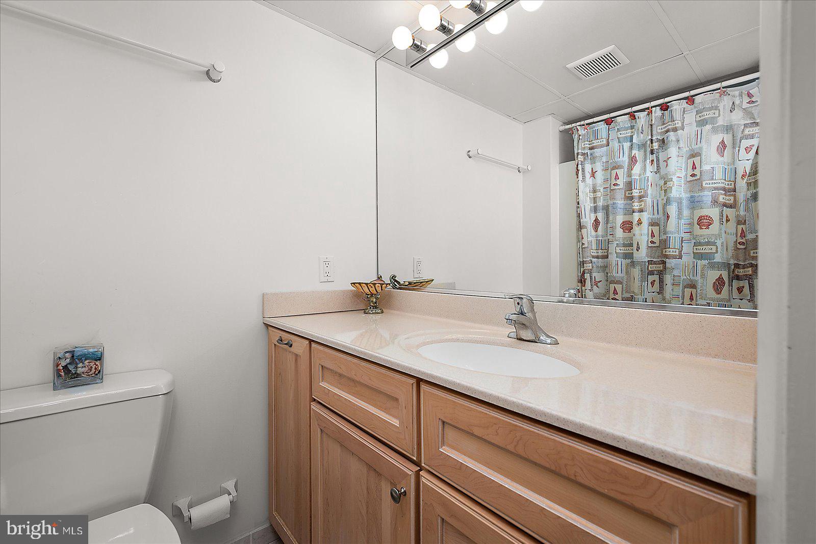 BAYSHORE ESTATES - Residential