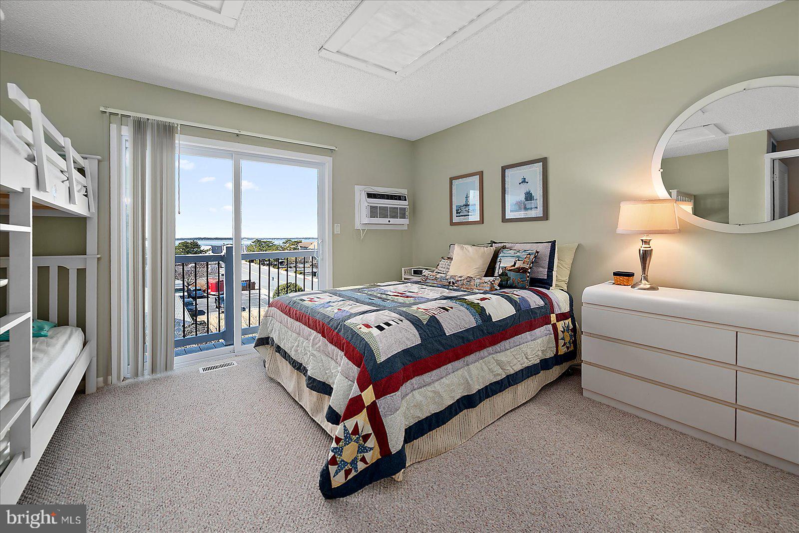 BAYSHORE ESTATES - Residential