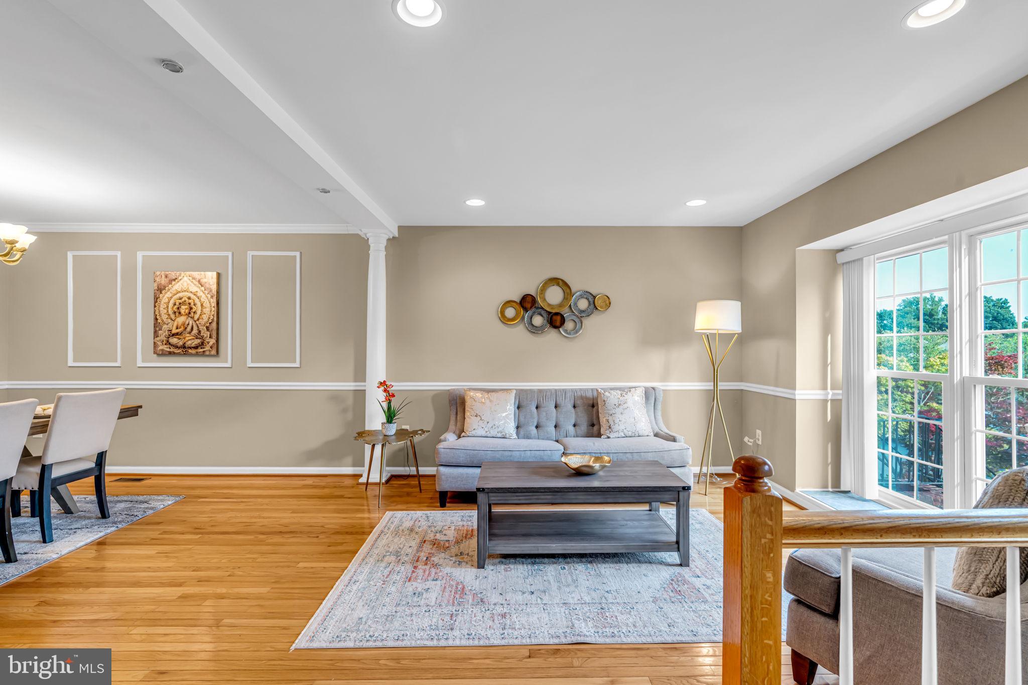 WOODGATE MANOR - Residential