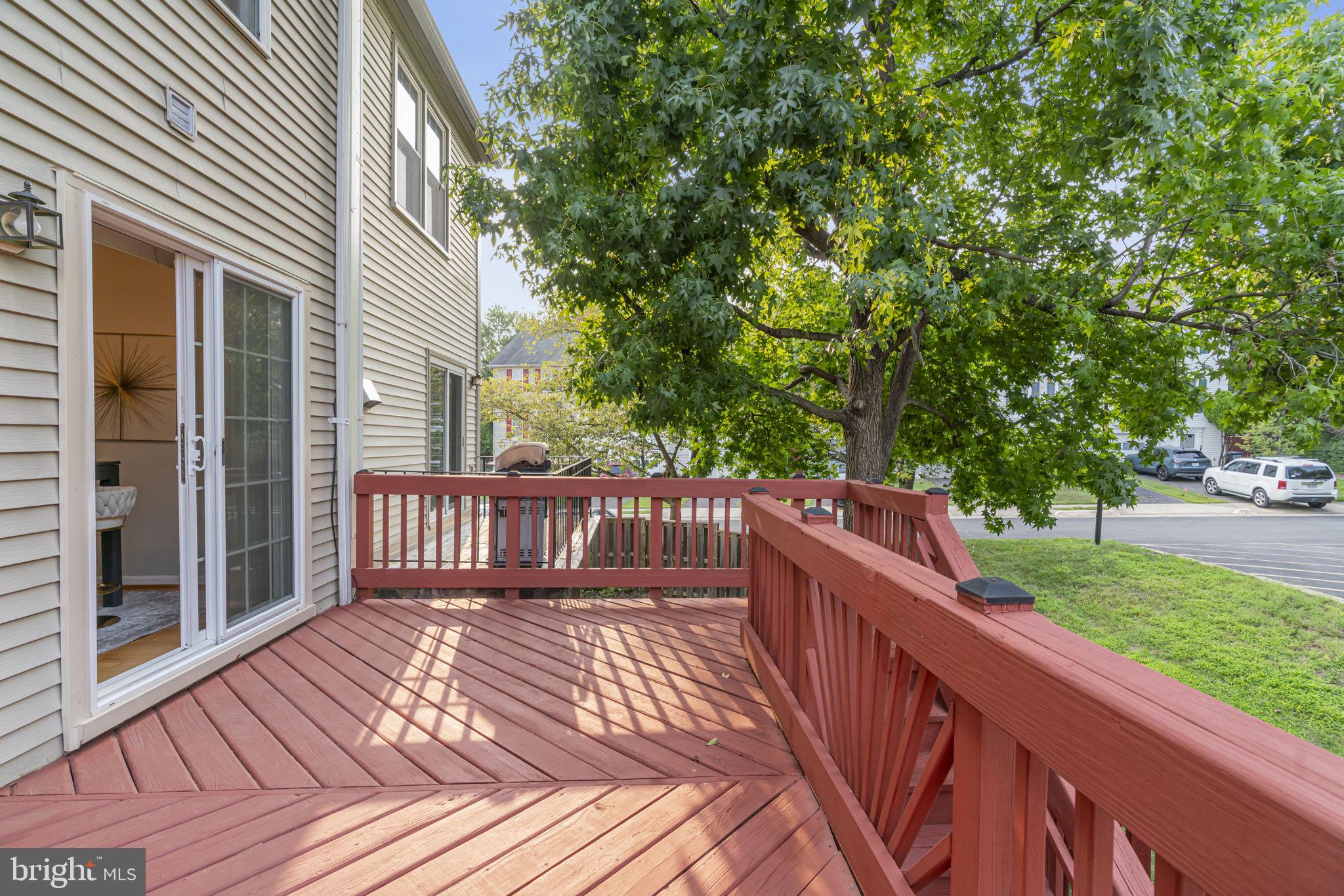 WOODGATE MANOR - Residential