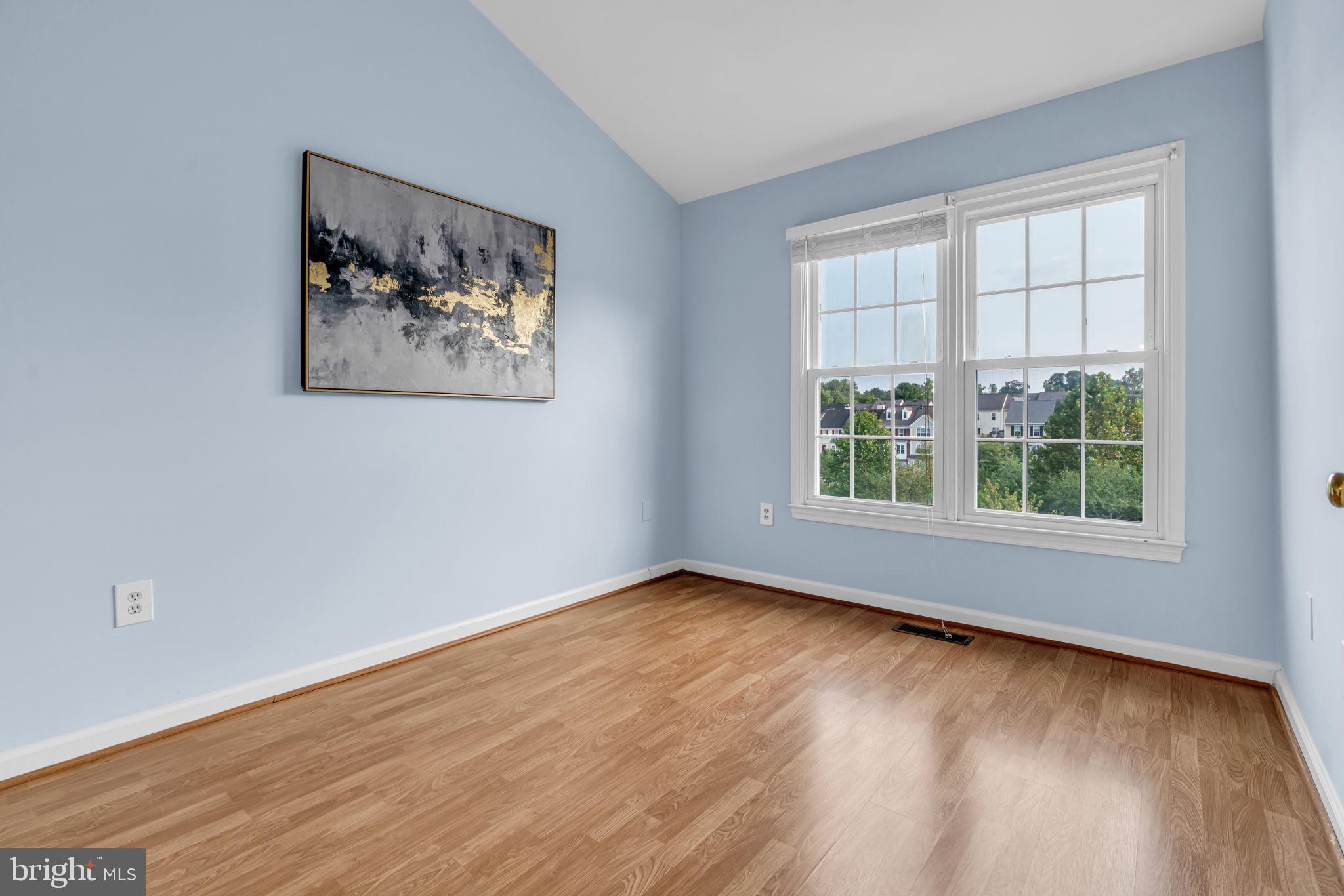 WOODGATE MANOR - Residential