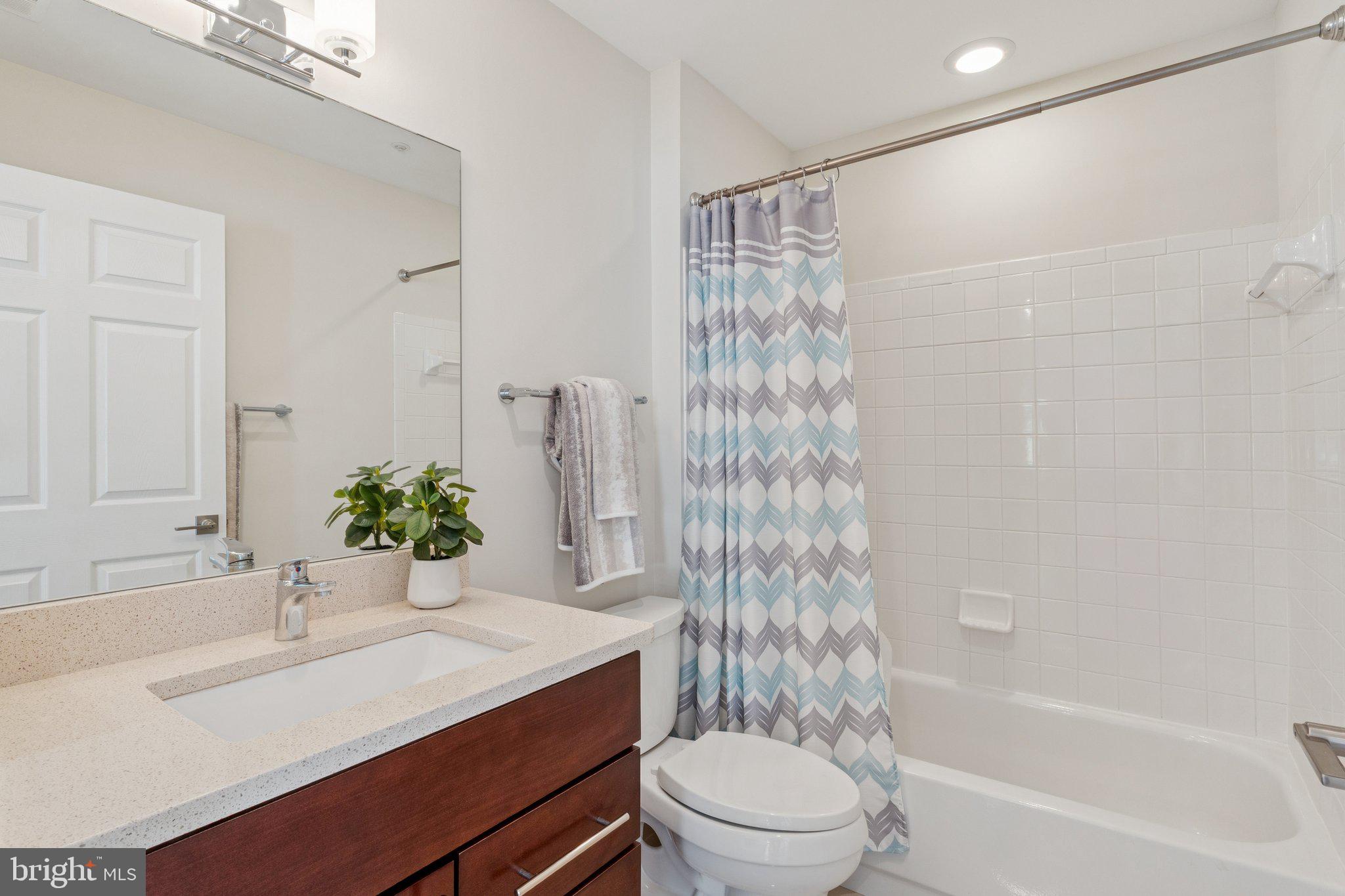 THE KENTLANDS - Residential